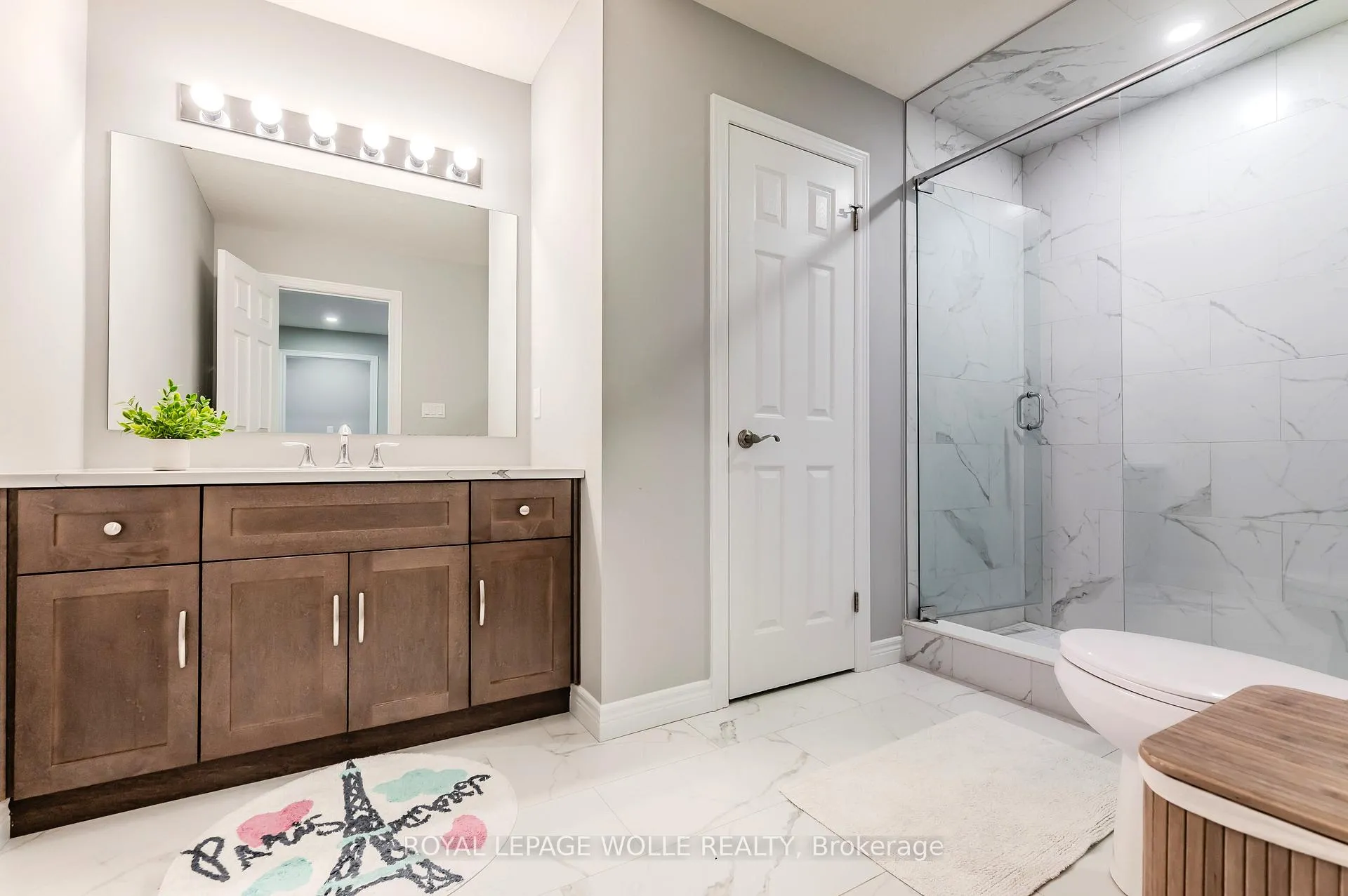 Photo 25 of 55 Spachman Street, Kitchener — HOMEH