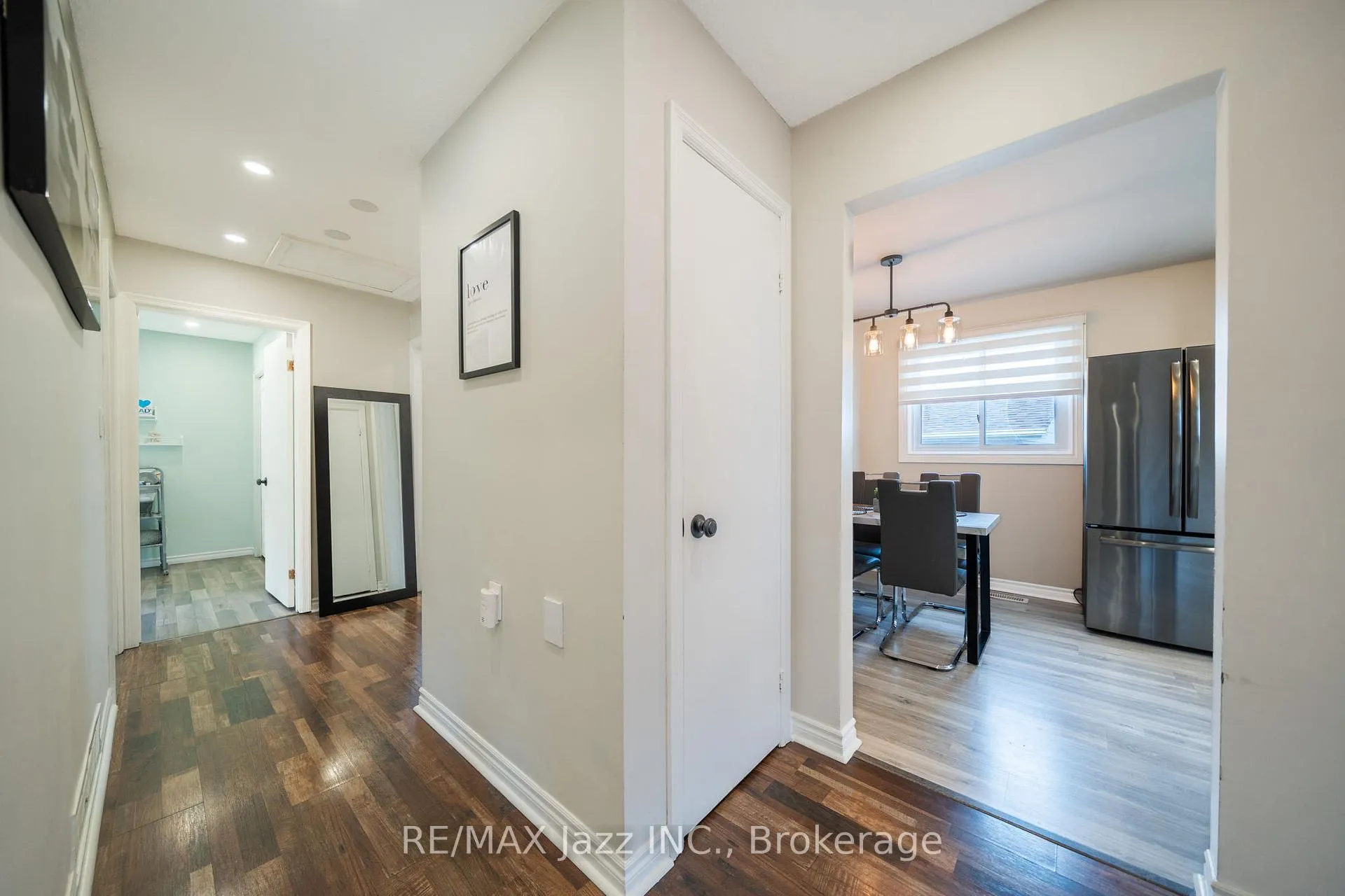 Photo 14 of 1007 Cardinal Court, Oshawa, Eastdale — HOMEH