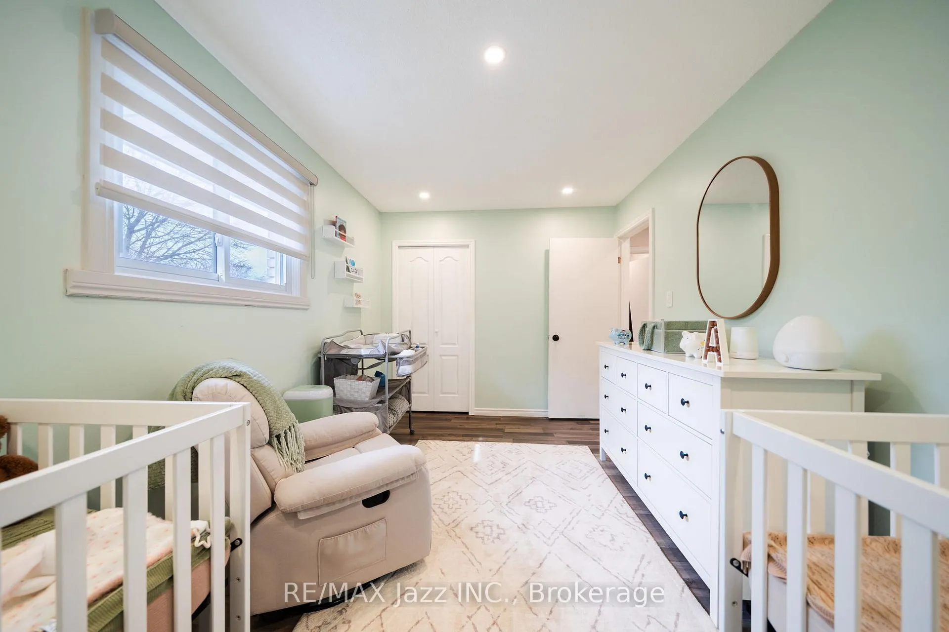 Photo 24 of 1007 Cardinal Court, Oshawa, Eastdale — HOMEH