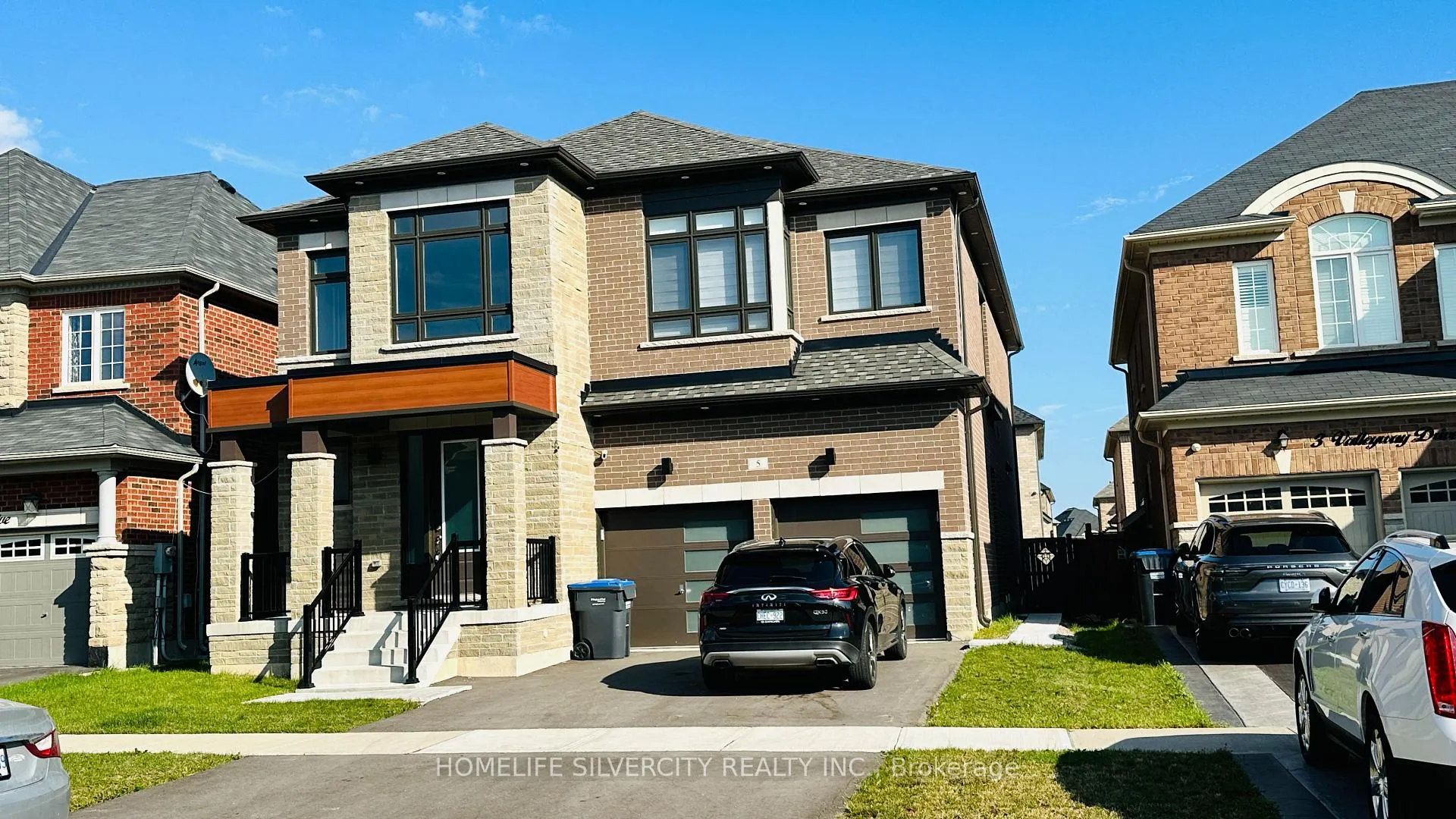 Photo 2 of Unit Bsmnt, 5 Valleyway Drive, Brampton, Credit Valley — HOMEH