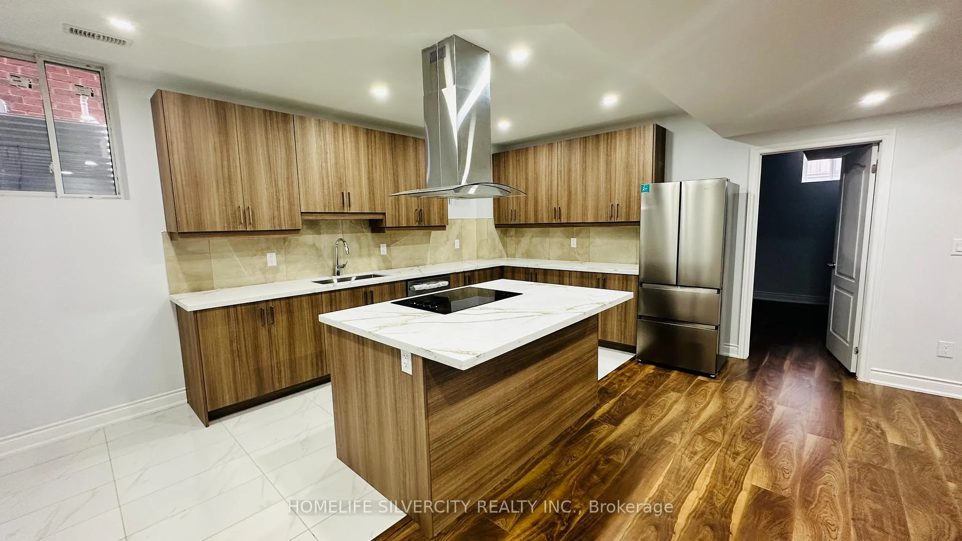 Photo 6 of Unit Bsmnt, 5 Valleyway Drive, Brampton, Credit Valley — HOMEH