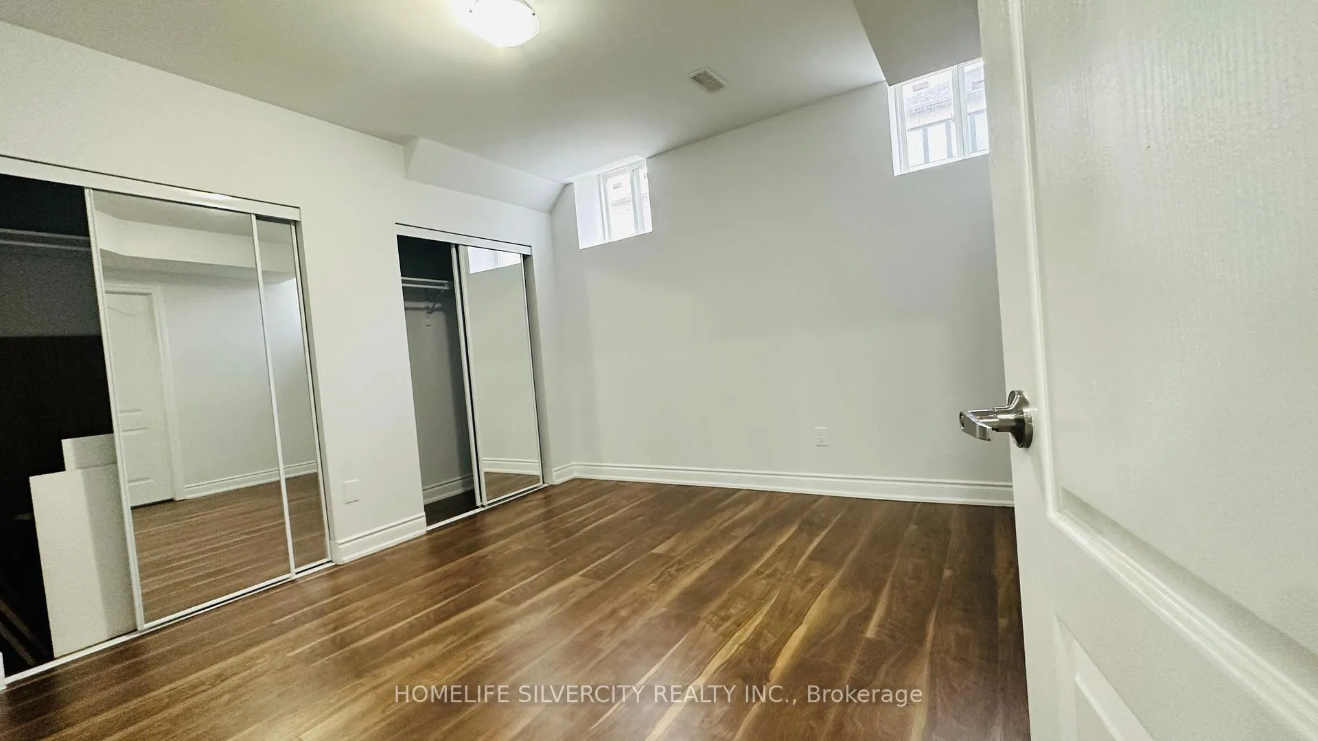 Photo 10 of Unit Bsmnt, 5 Valleyway Drive, Brampton, Credit Valley — HOMEH