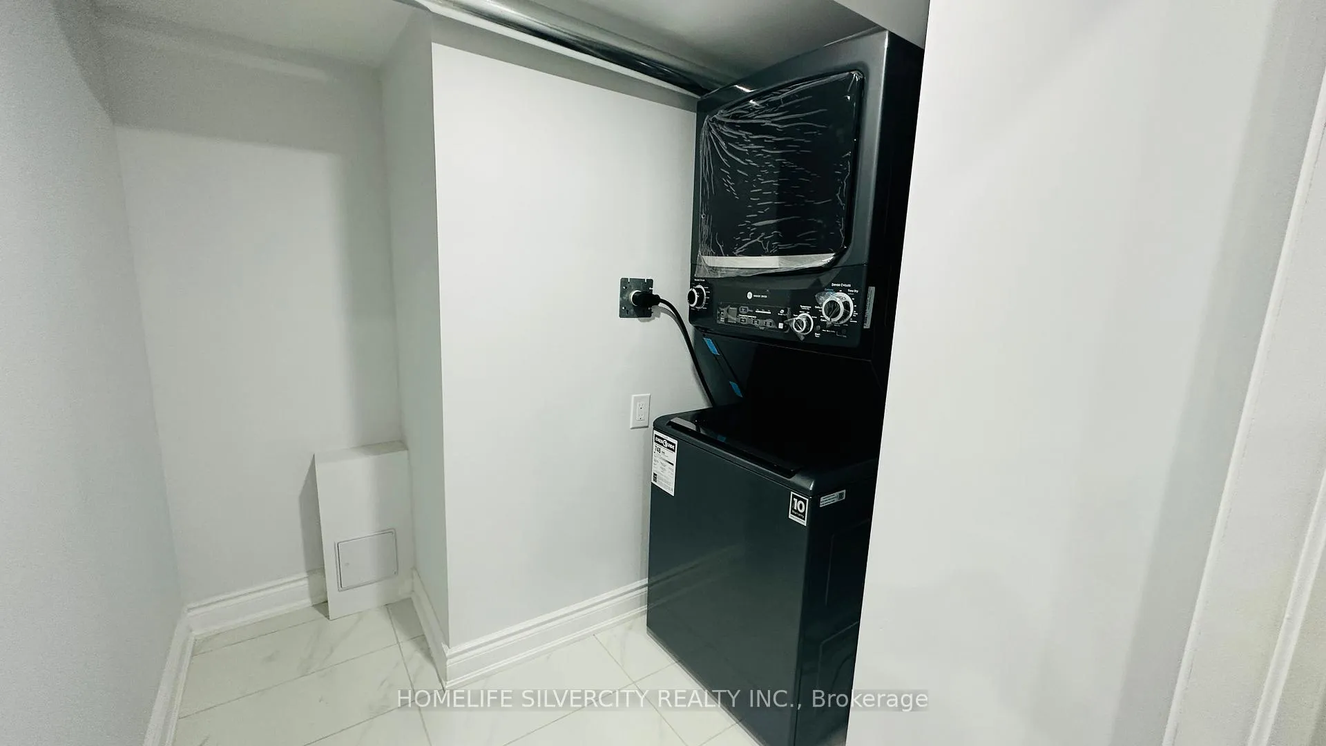 Photo 22 of Unit Bsmnt, 5 Valleyway Drive, Brampton, Credit Valley — HOMEH
