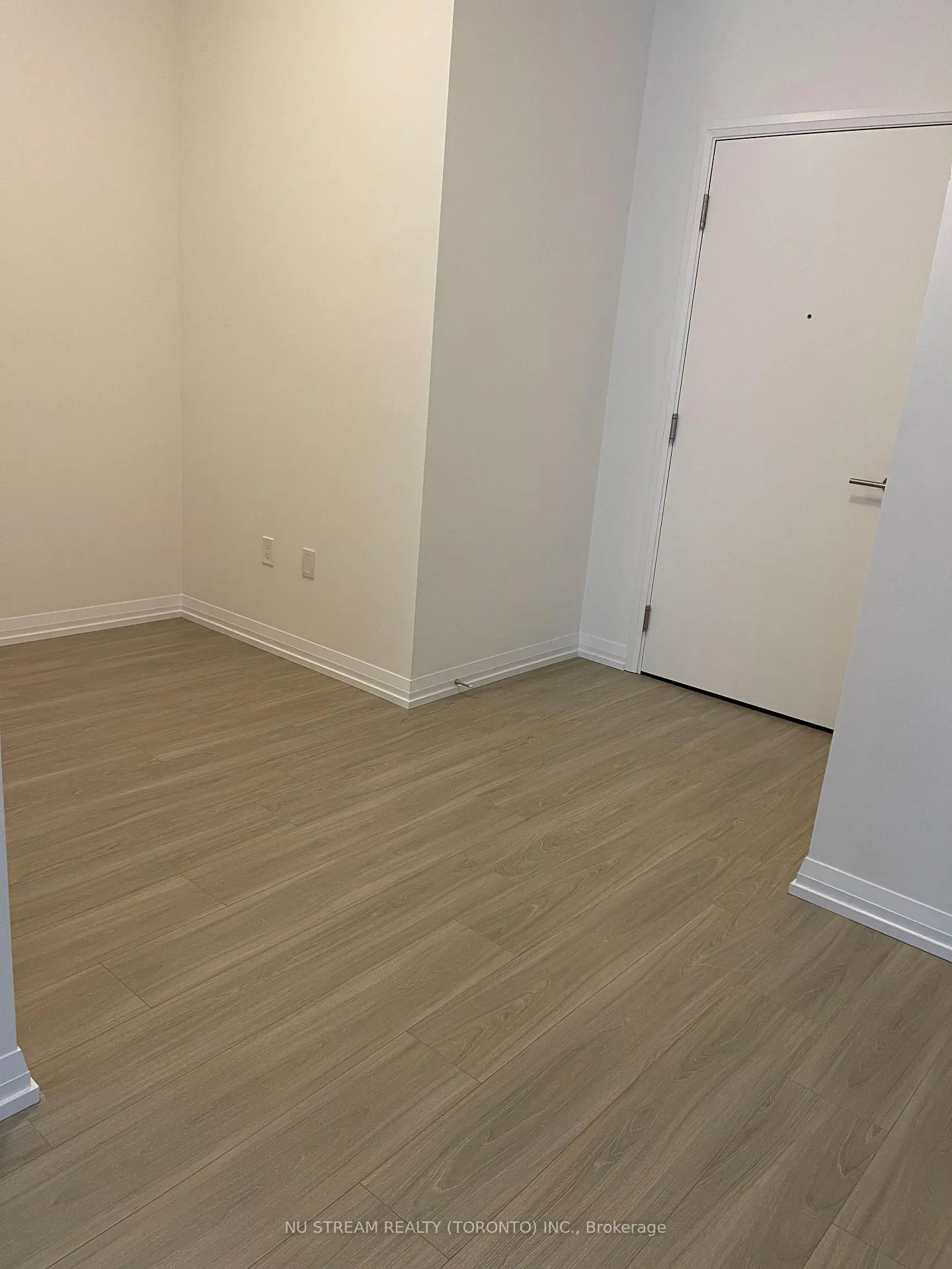 Photo 7 of Unit 914, 50 Dunfield Avenue E, Toronto, Mount Pleasant West — HOMEH