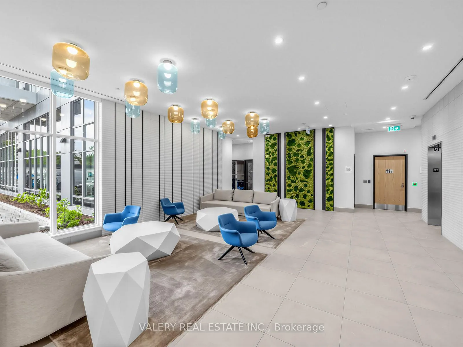 Photo 23 of Unit PH01, 500 Plains Road E, Burlington, LaSalle — HOMEH