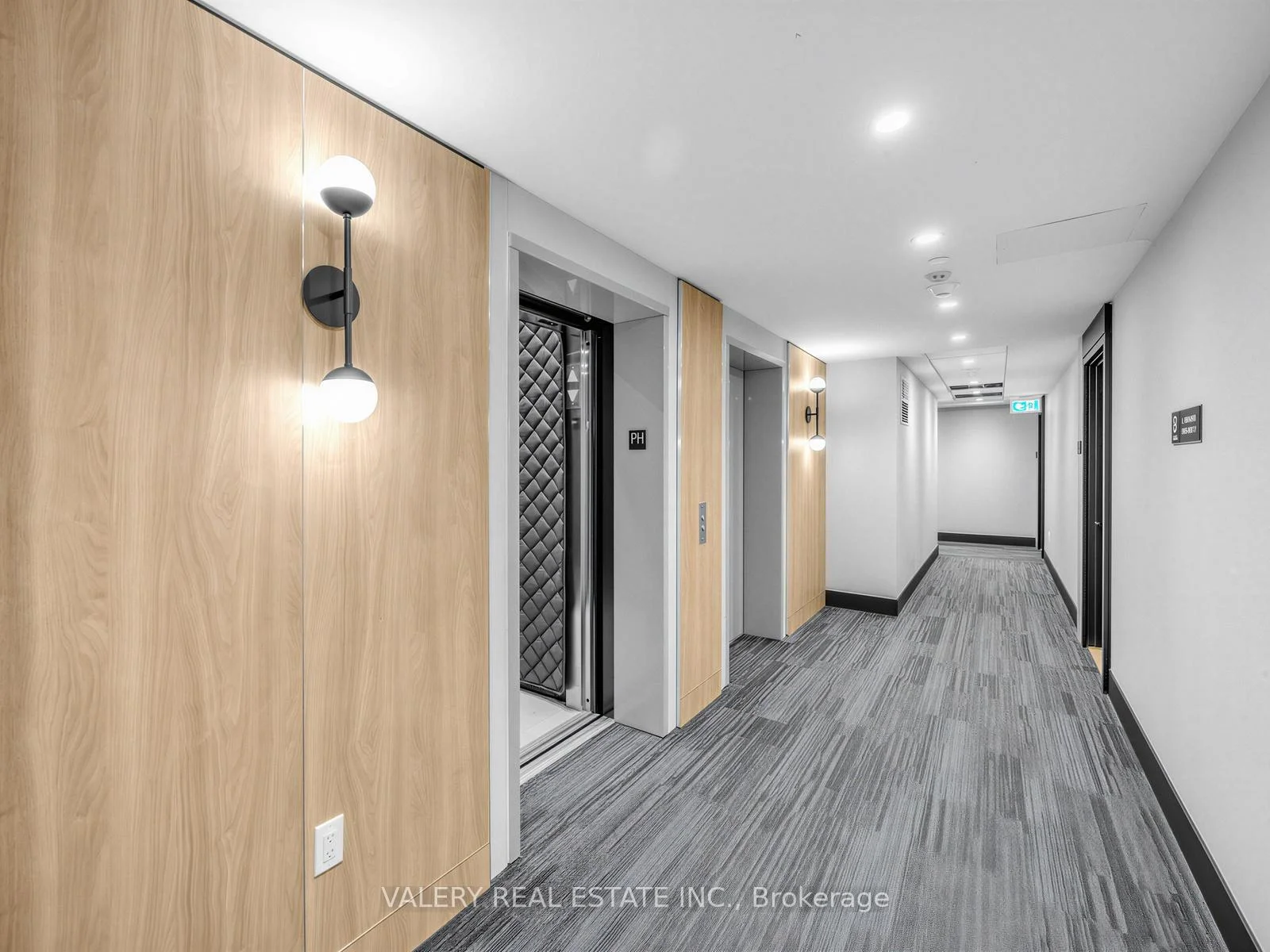 Photo 29 of Unit PH01, 500 Plains Road E, Burlington, LaSalle — HOMEH