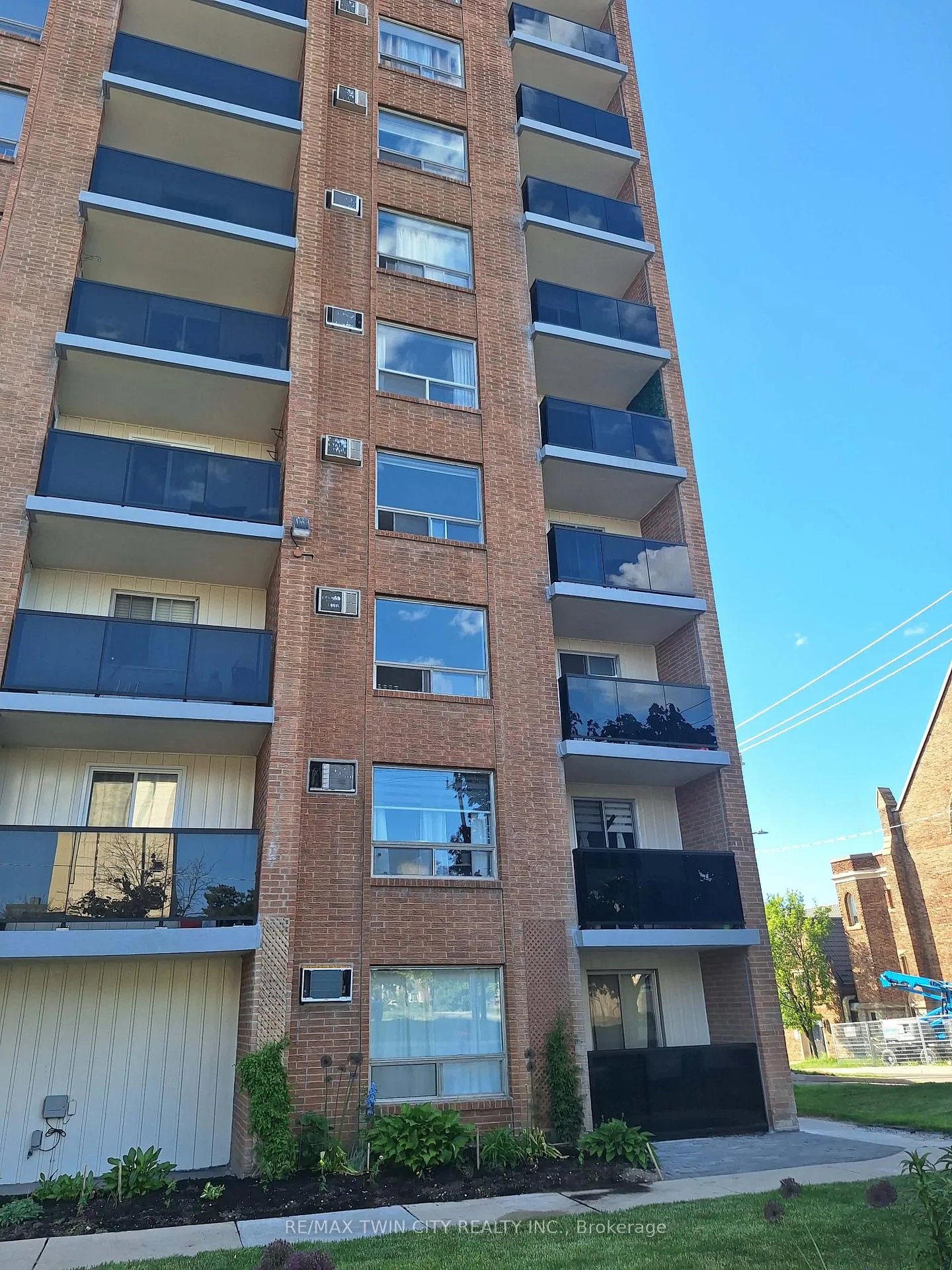 Photo 2 of Unit 502, 64 Benton Street, Kitchener — HOMEH