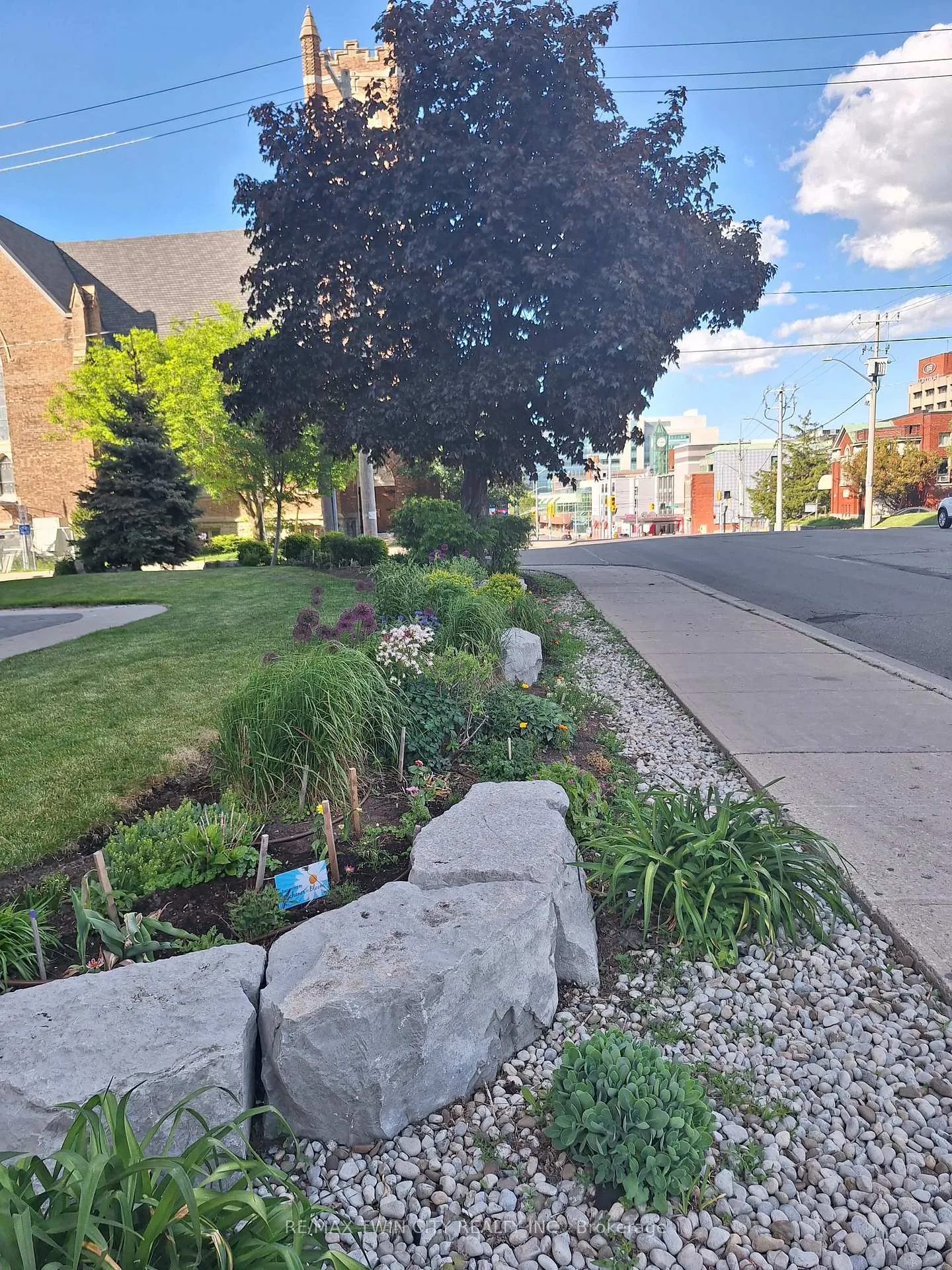 Photo 3 of Unit 502, 64 Benton Street, Kitchener — HOMEH