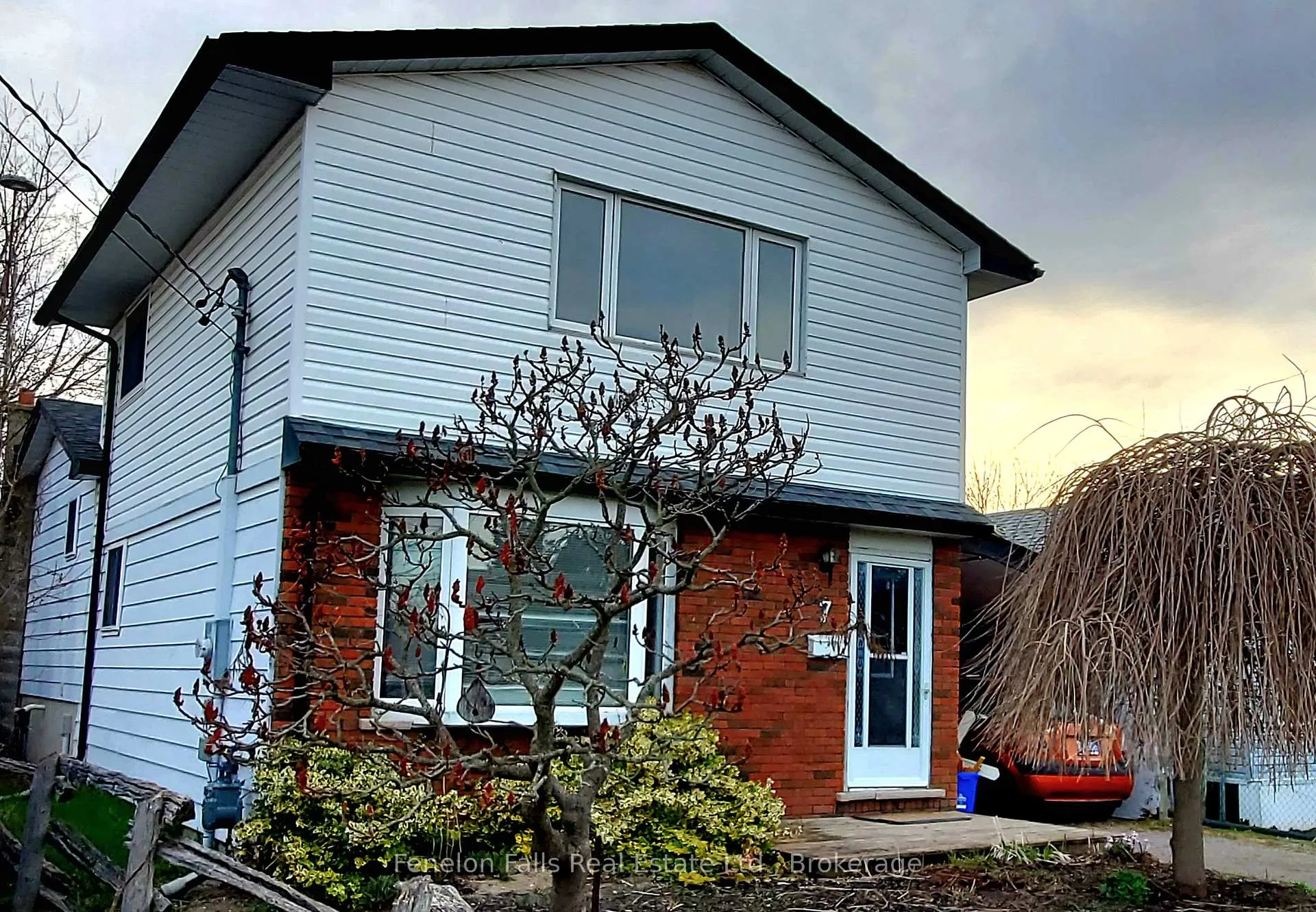 Photo 1 of 7 James Street, Kawartha Lakes, Lindsay — HOMEH