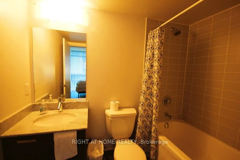 Photo 11 of Unit 2016W, 36 Lisgar Street, Toronto, Little Portugal — HOMEH