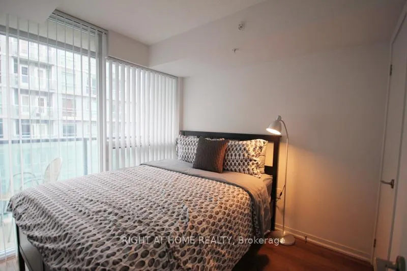 Photo 13 of Unit 2016W, 36 Lisgar Street, Toronto, Little Portugal — HOMEH