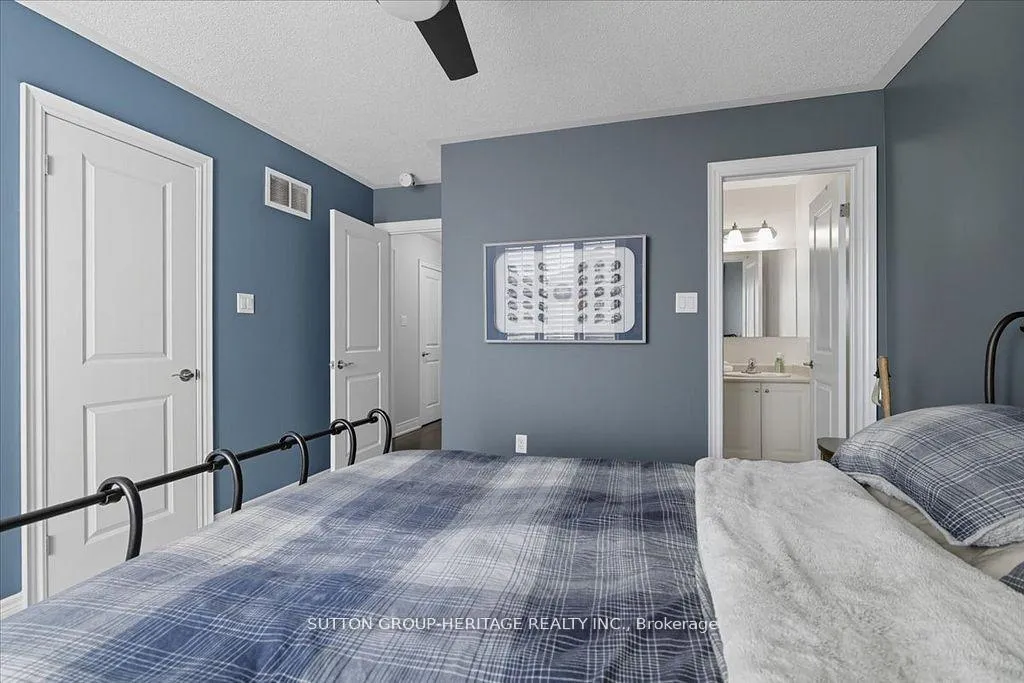 Photo 23 of 22 Glengowan Street, Whitby, Taunton North — HOMEH