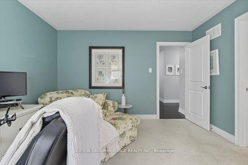 Photo 31 of 22 Glengowan Street, Whitby, Taunton North — HOMEH