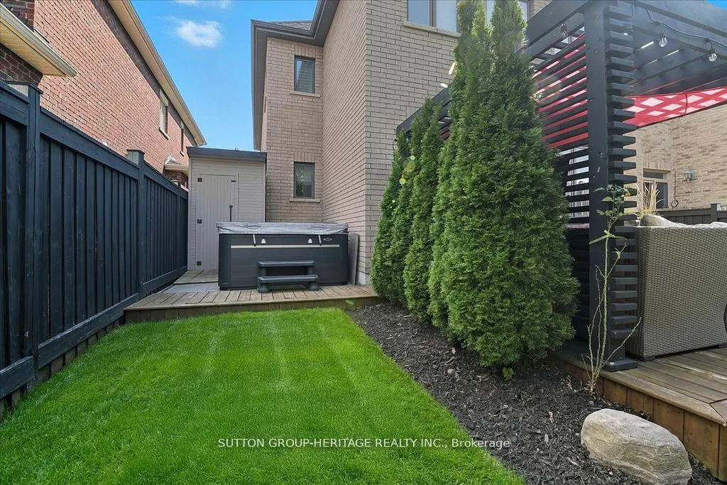 Photo 41 of 22 Glengowan Street, Whitby, Taunton North — HOMEH