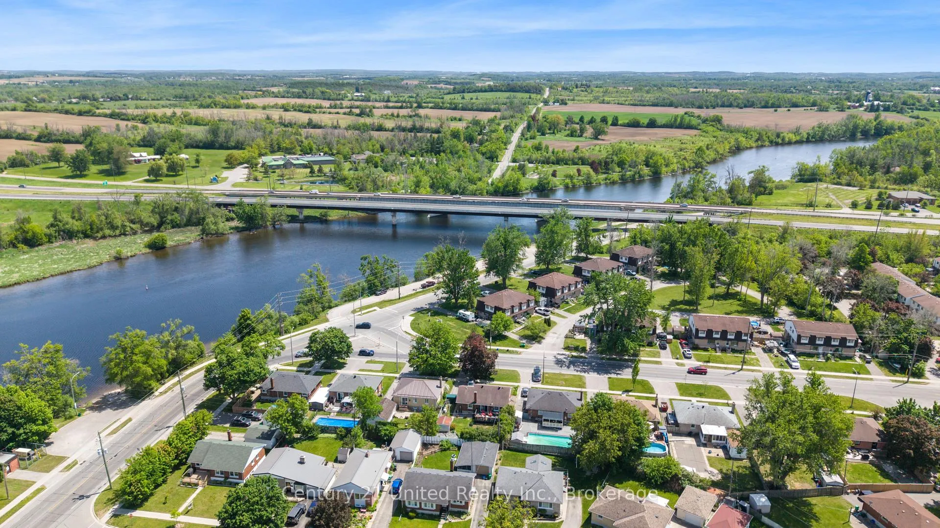 Photo 3 of 641 Harold Drive, Peterborough, Otonabee Ward 1 — HOMEH