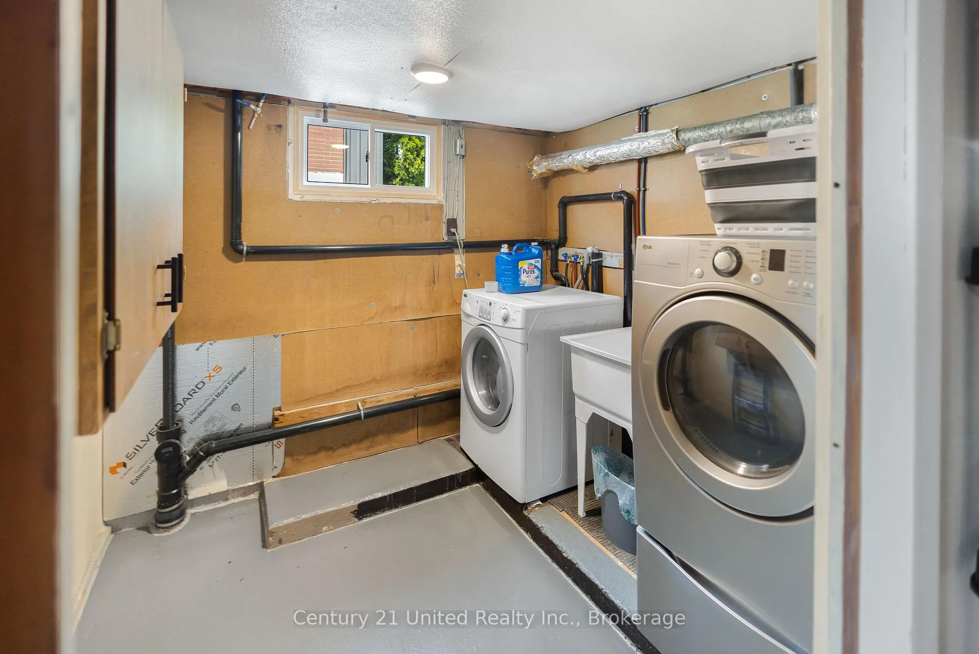 Photo 21 of 641 Harold Drive, Peterborough, Otonabee Ward 1 — HOMEH