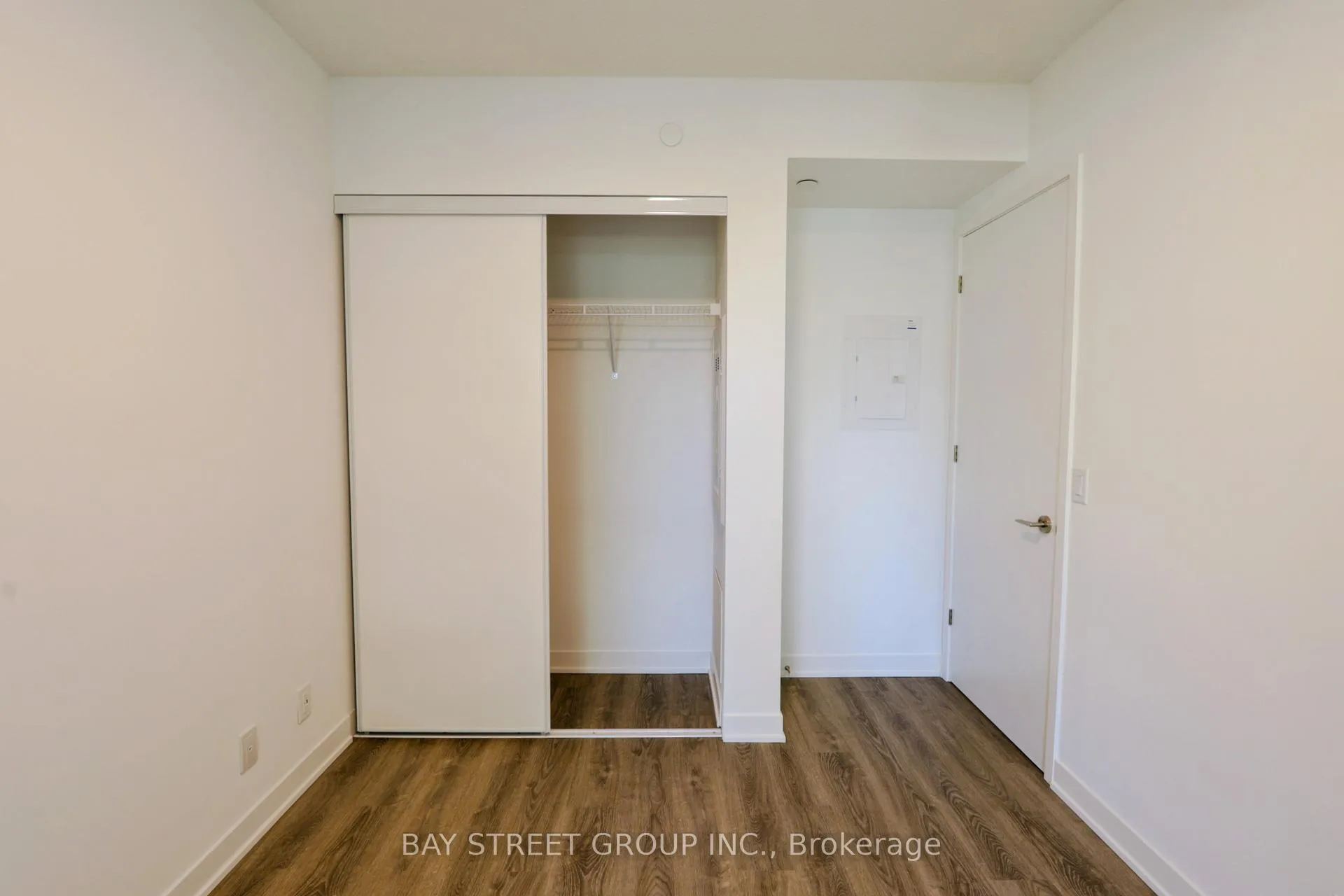 Photo 4 of Unit 919, 180 Front Street E, Toronto, Moss Park — HOMEH