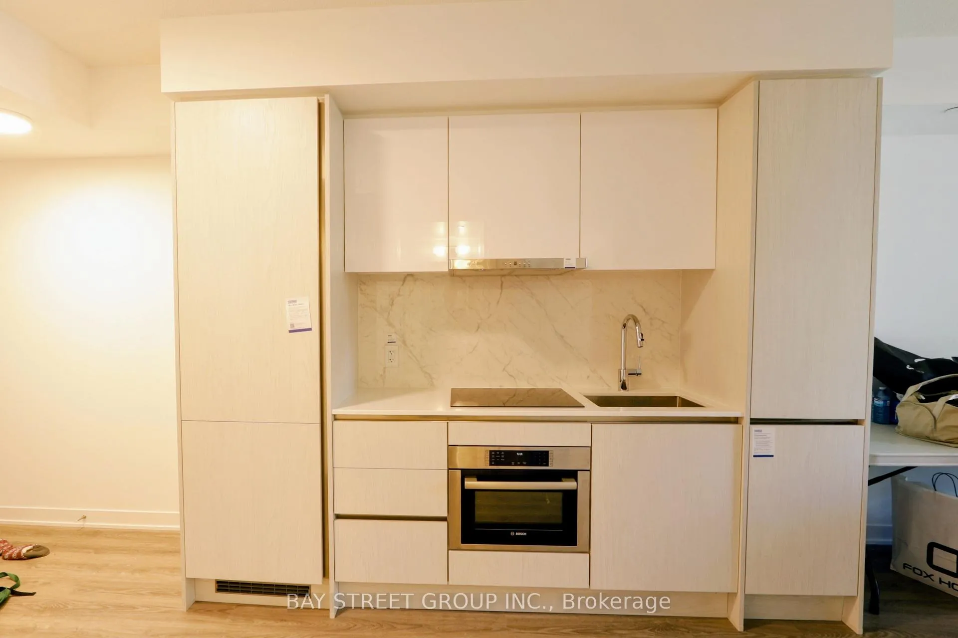 Photo 5 of Unit 919, 180 Front Street E, Toronto, Moss Park — HOMEH
