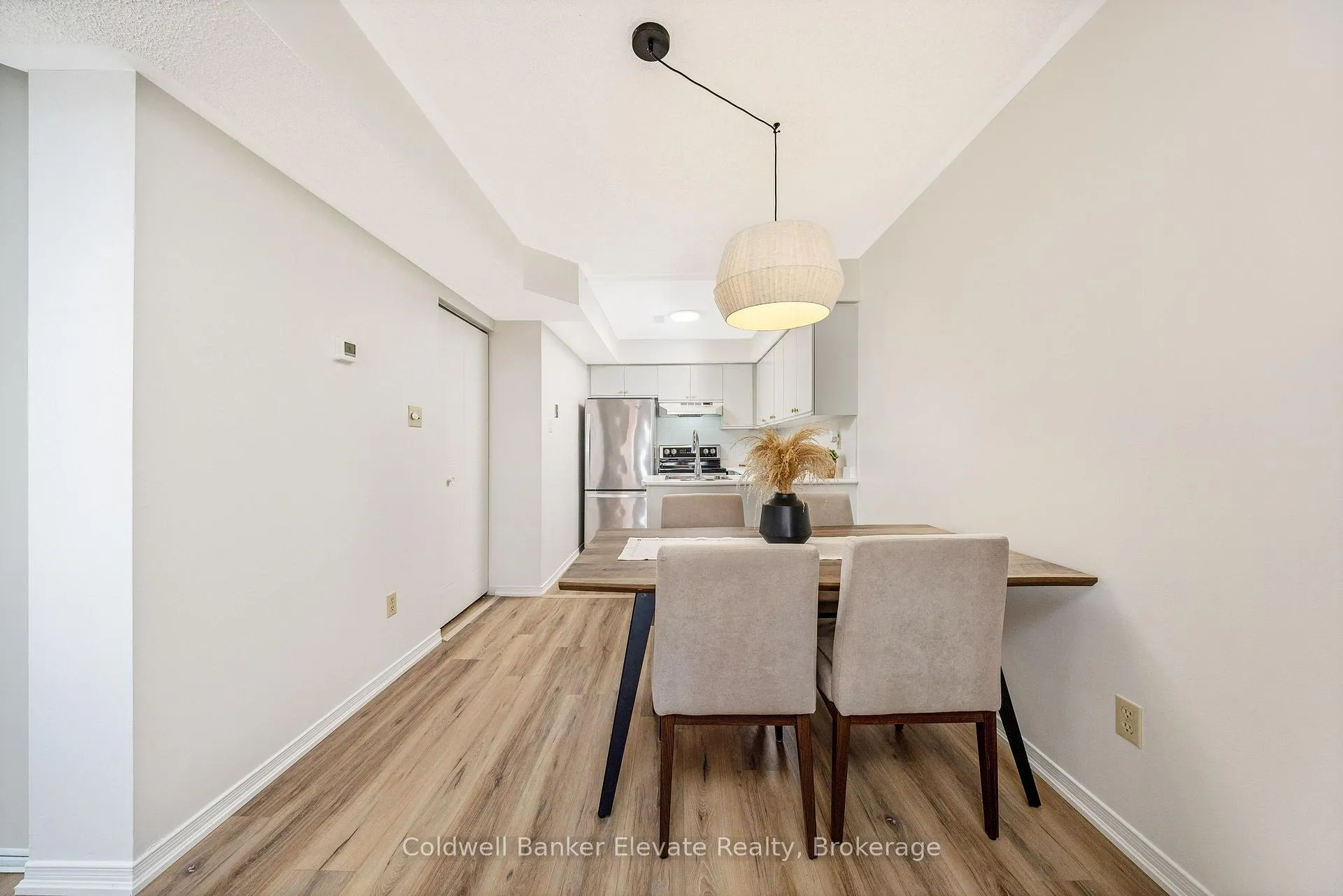 Photo 8 of 50A Wylie Circle, Halton Hills, Georgetown — HOMEH