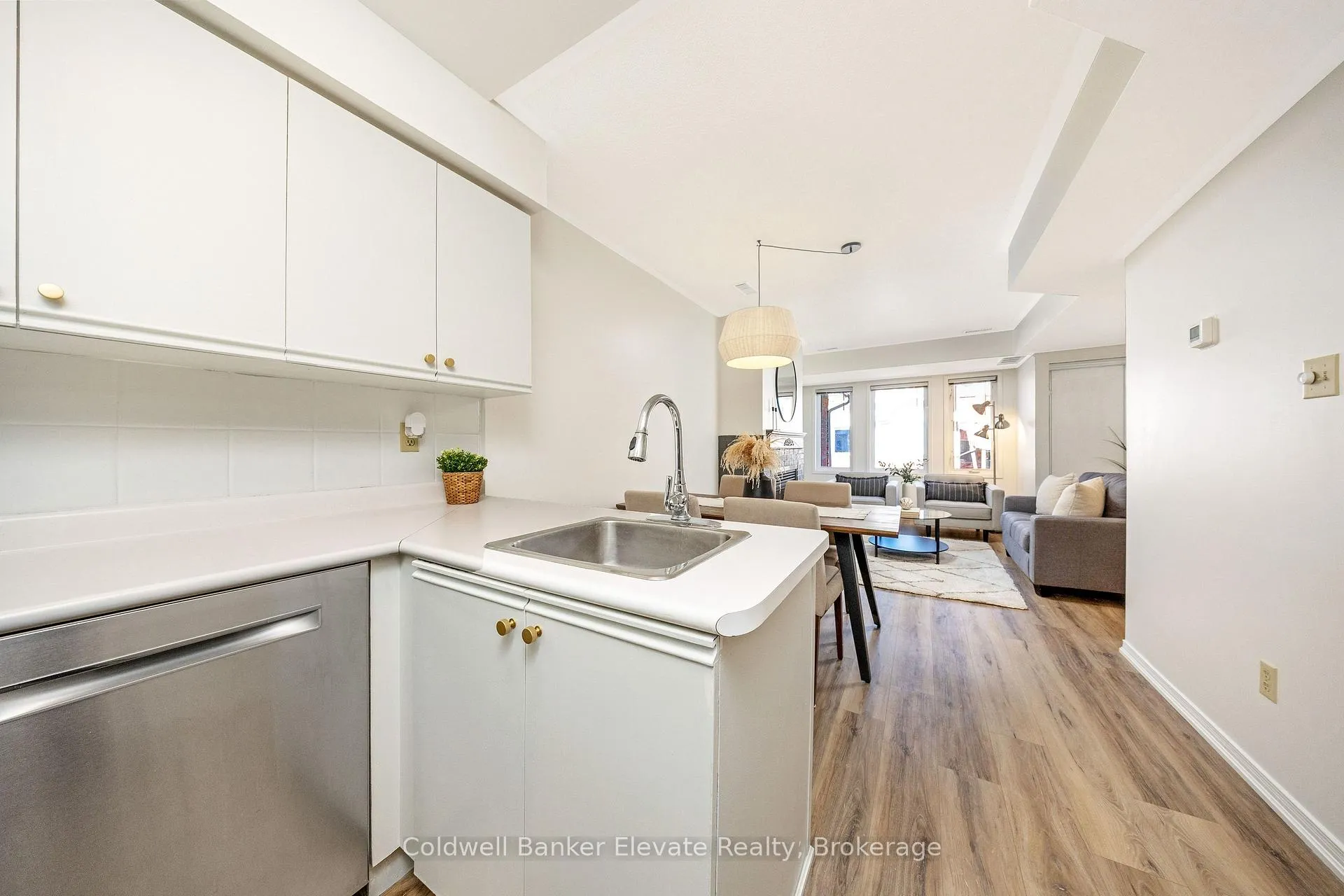 Photo 13 of 50A Wylie Circle, Halton Hills, Georgetown — HOMEH
