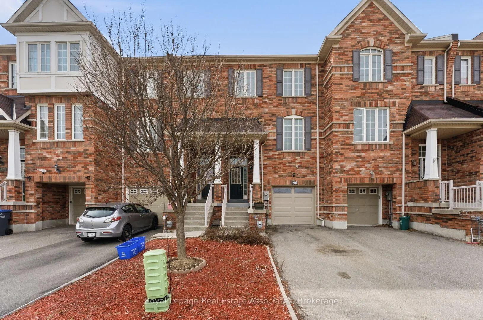 Front of 647 Courtney Valley Road