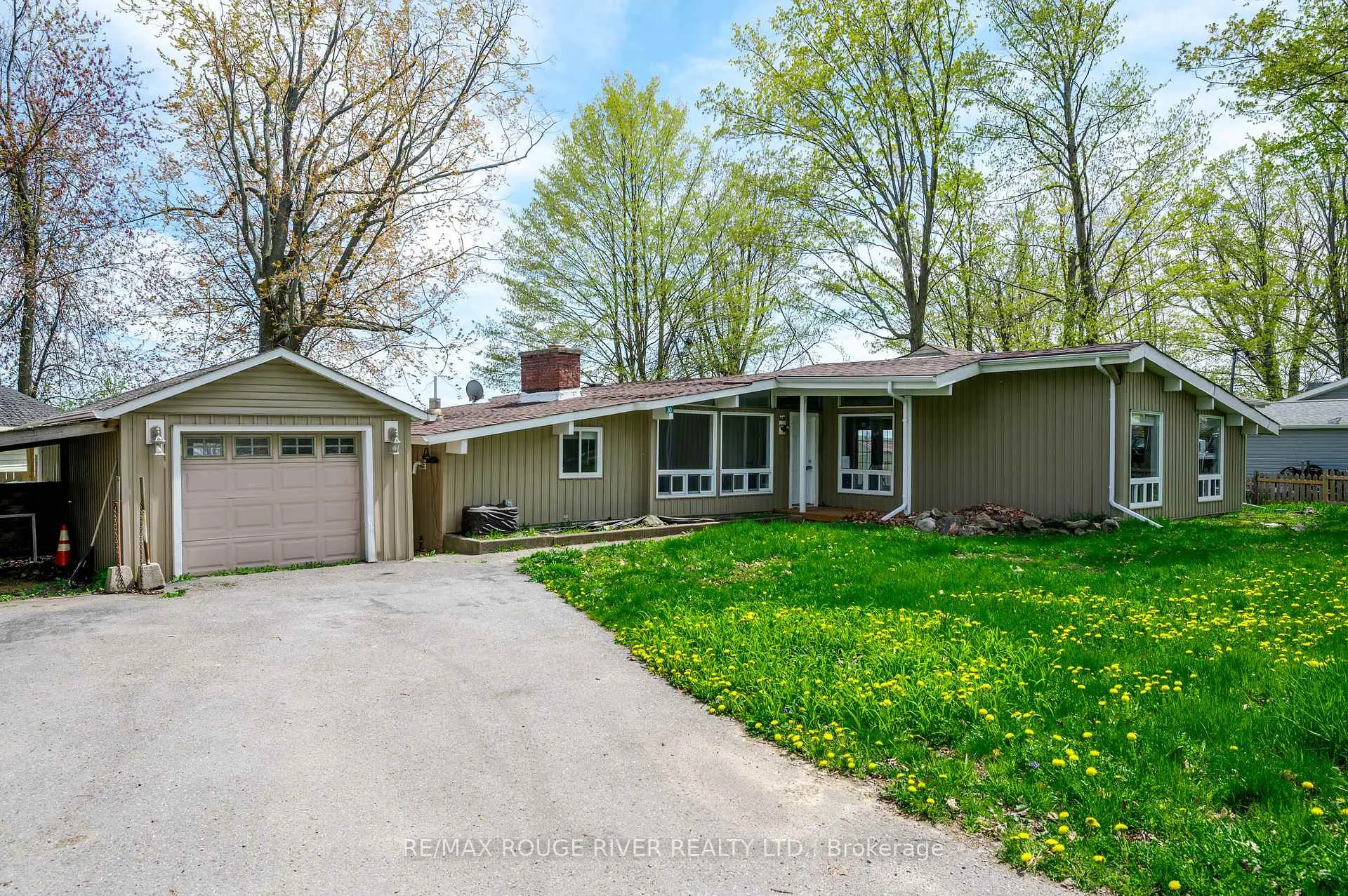 Photo 4 of 30 Edgewater Drive, Selwyn — HOMEH