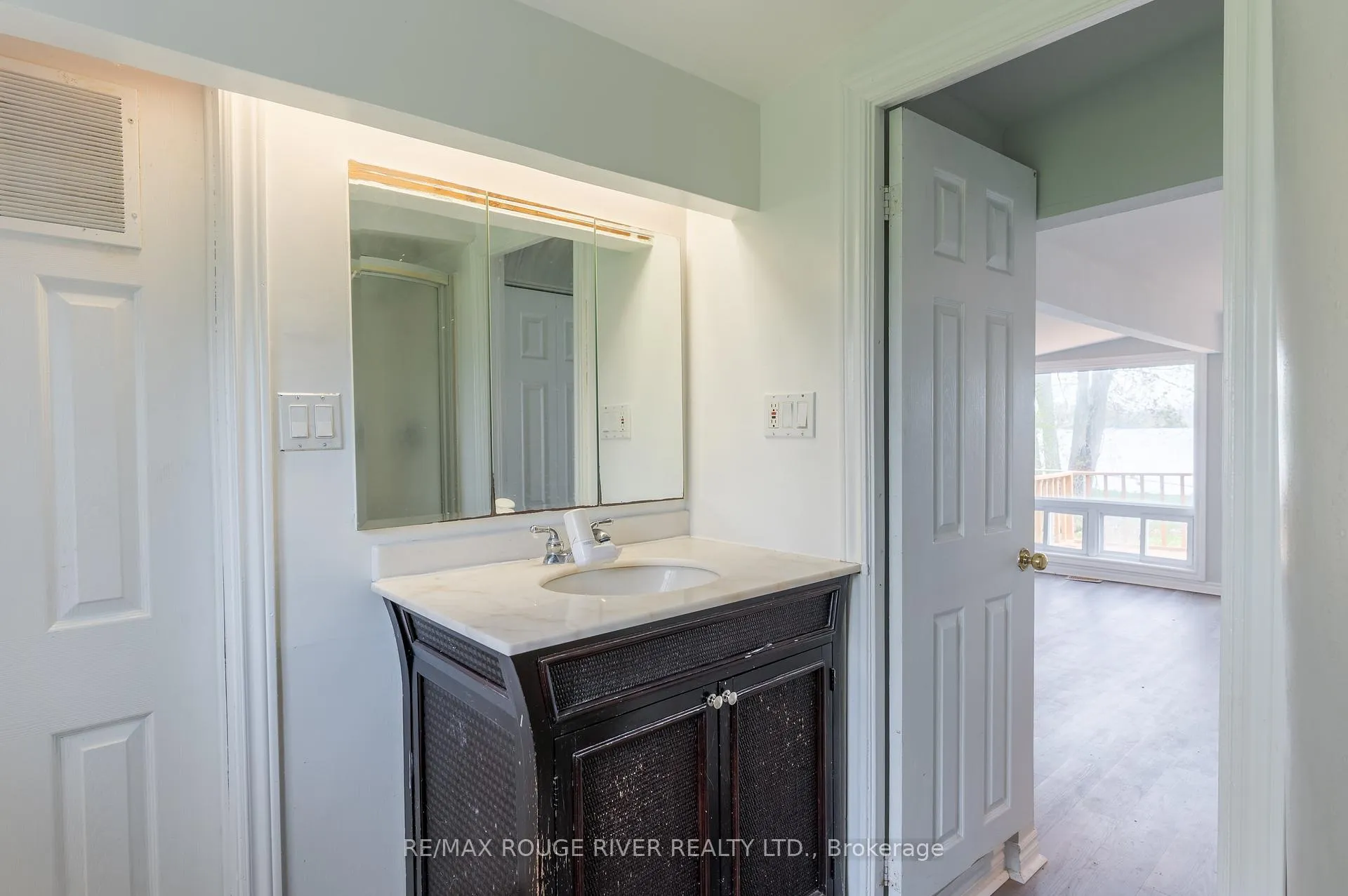 Photo 16 of 30 Edgewater Drive, Selwyn — HOMEH