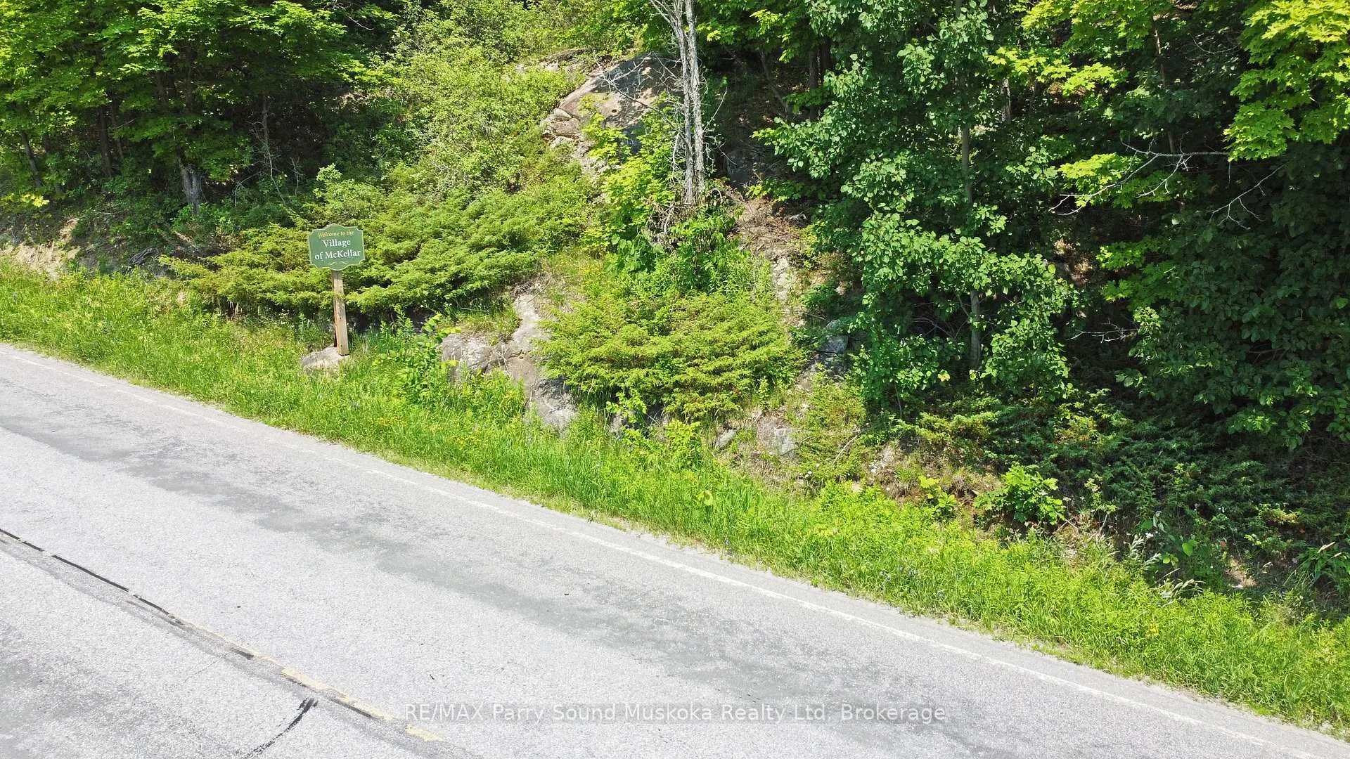 Photo 6 of 19 Turtle Lane, Parry Sound — HOMEH