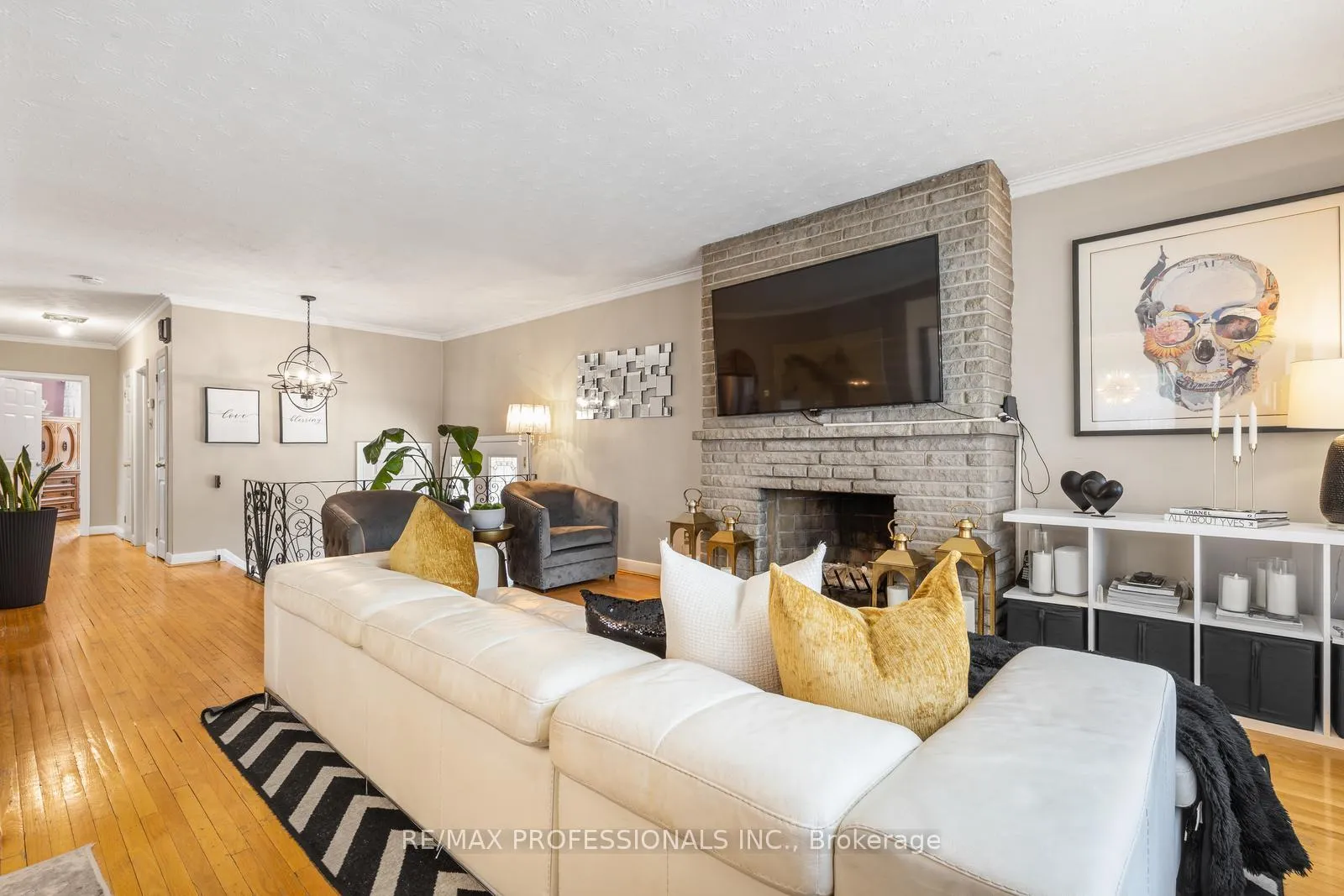 Photo 6 of 73 Coney Road, Etobicoke, Stonegate-Queensway — HOMEH