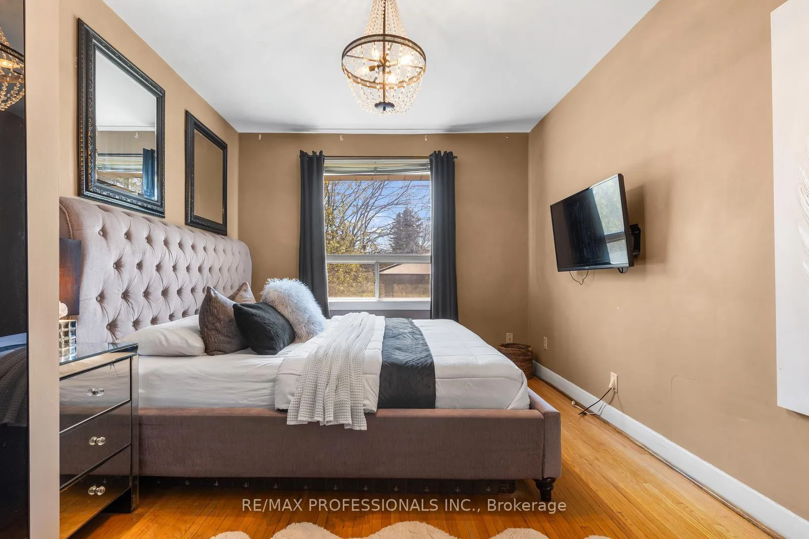 Photo 18 of 73 Coney Road, Etobicoke, Stonegate-Queensway — HOMEH