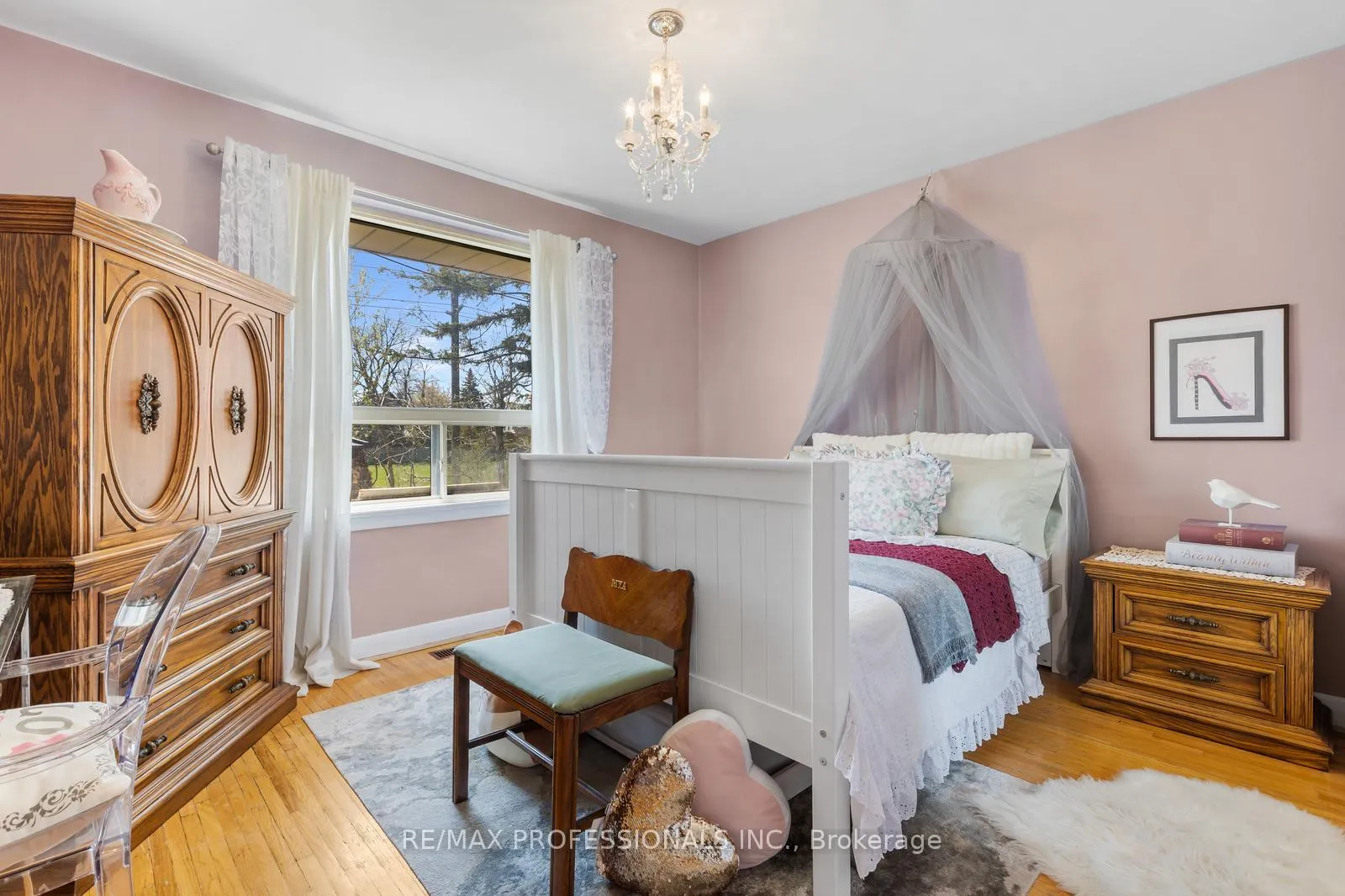 Photo 22 of 73 Coney Road, Etobicoke, Stonegate-Queensway — HOMEH