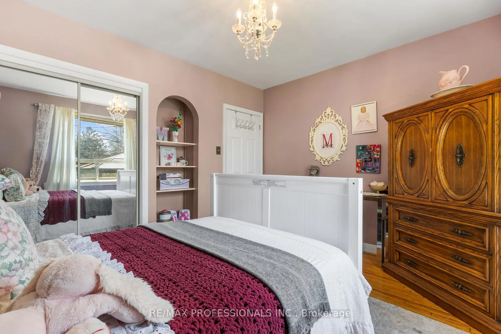 Photo 24 of 73 Coney Road, Etobicoke, Stonegate-Queensway — HOMEH