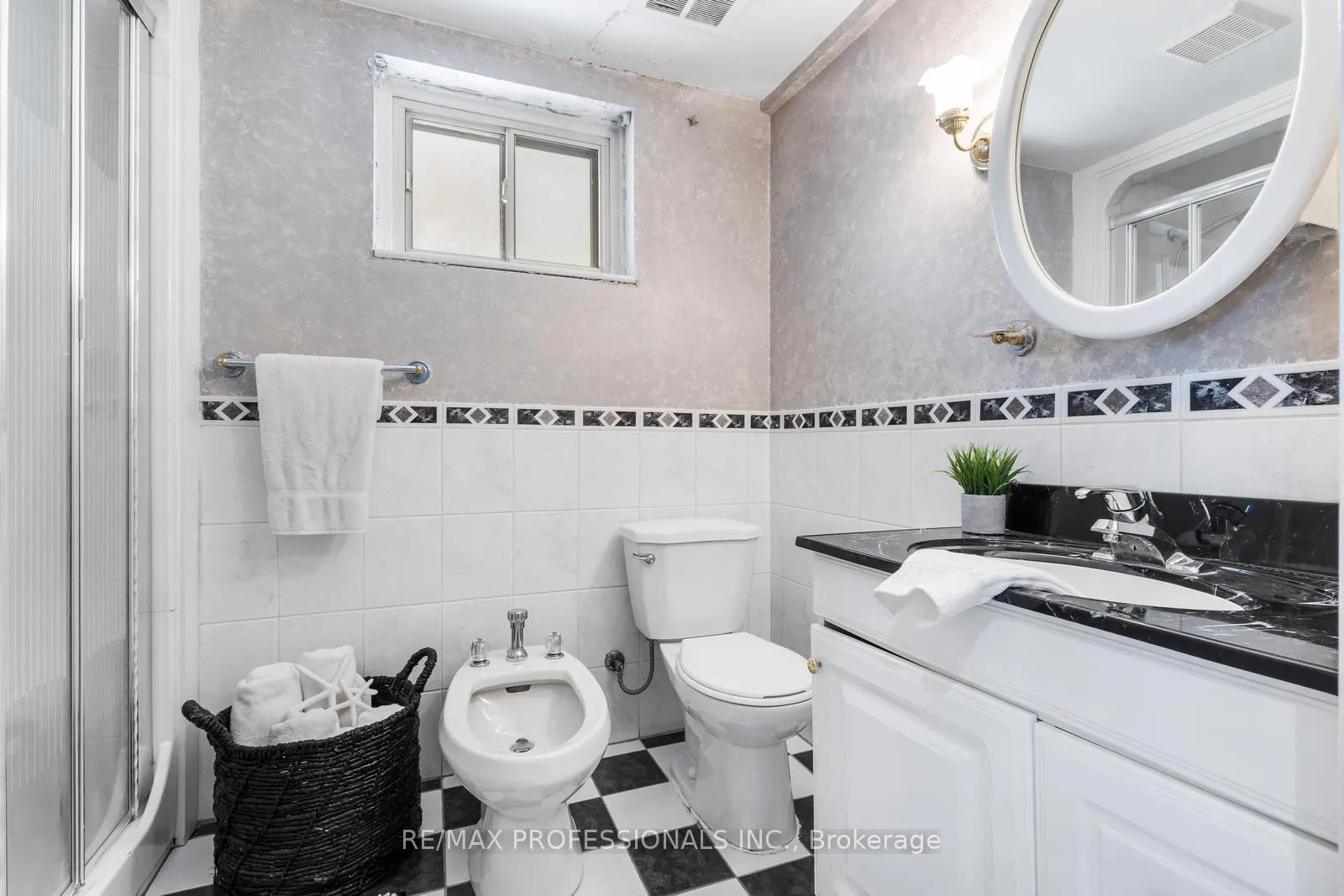 Photo 29 of 73 Coney Road, Etobicoke, Stonegate-Queensway — HOMEH