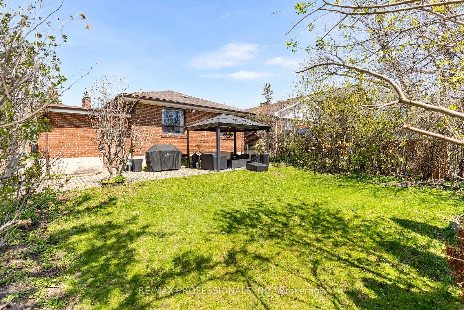 Photo 33 of 73 Coney Road, Etobicoke, Stonegate-Queensway — HOMEH