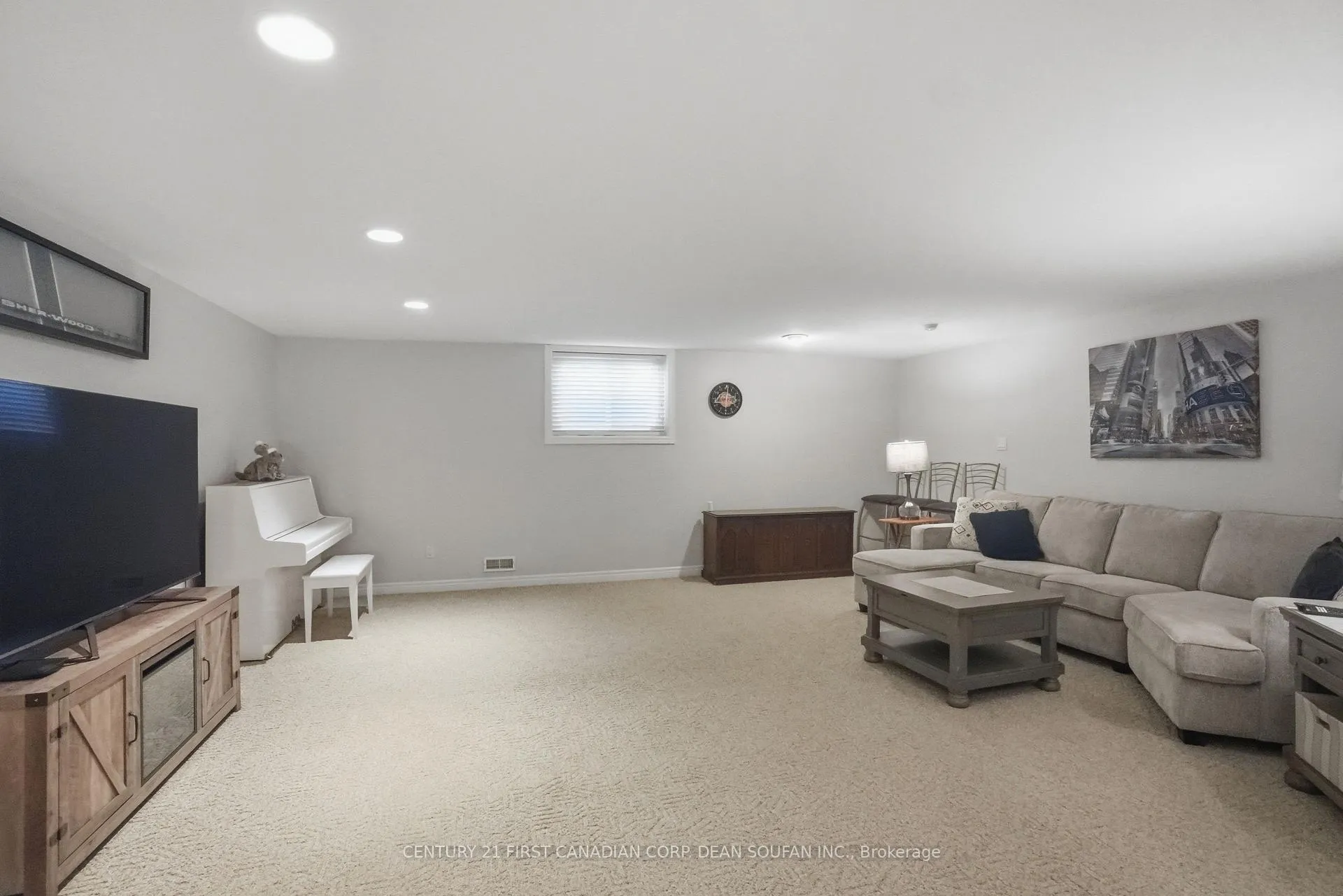 Photo 27 of 87 Sir James Court, Middlesex Centre, Arva — HOMEH