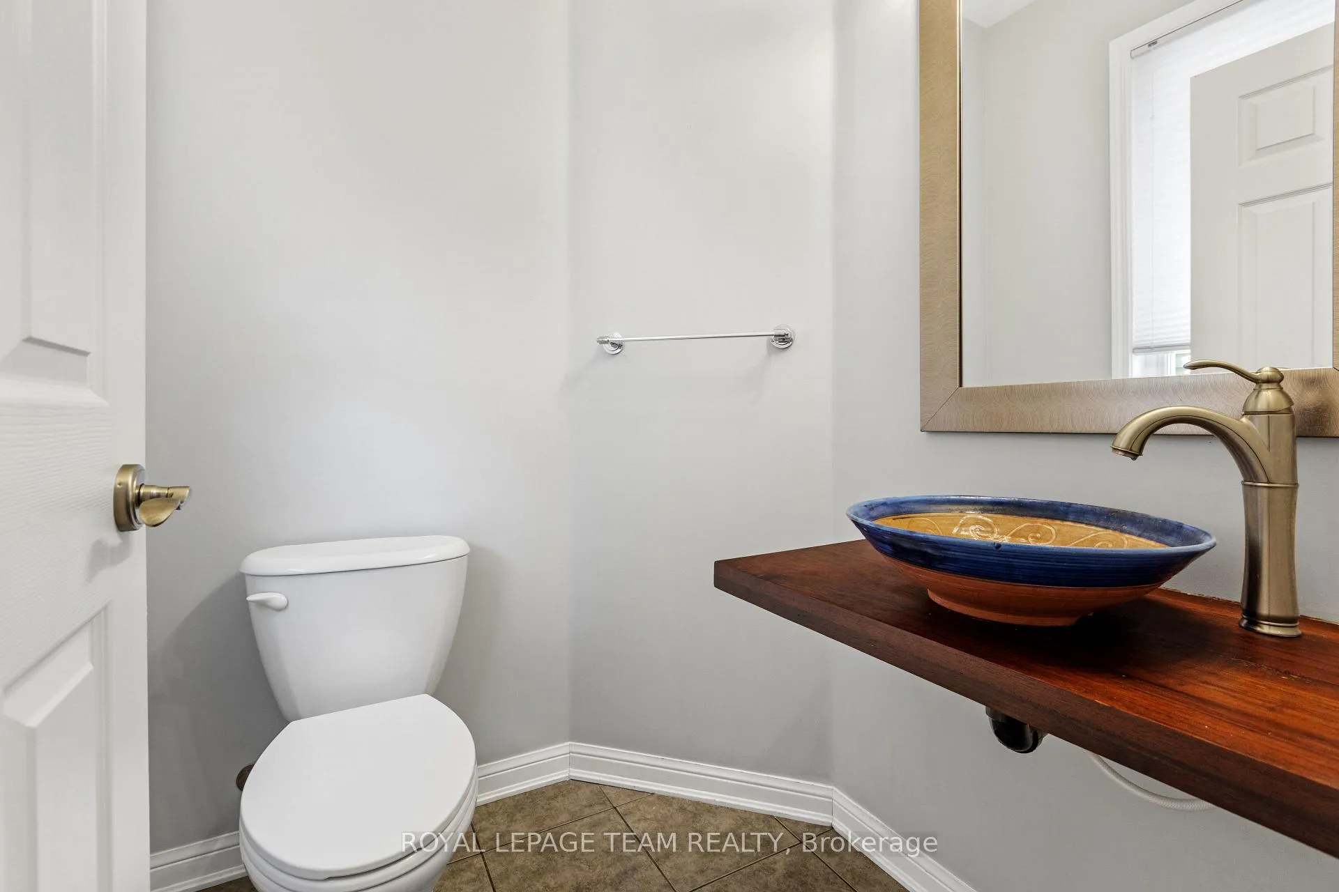 Photo 36 of 212 Huntsville Drive, Ottawa, Kanata - Kanata Lakes/Heritage Hills — HOMEH