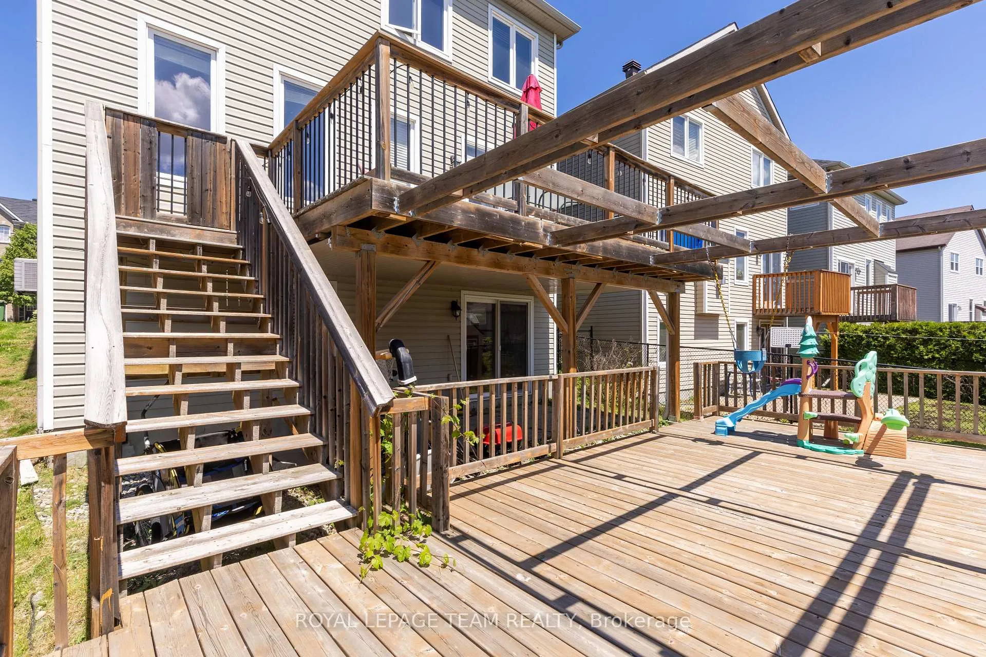 Photo 41 of 212 Huntsville Drive, Ottawa, Kanata - Kanata Lakes/Heritage Hills — HOMEH
