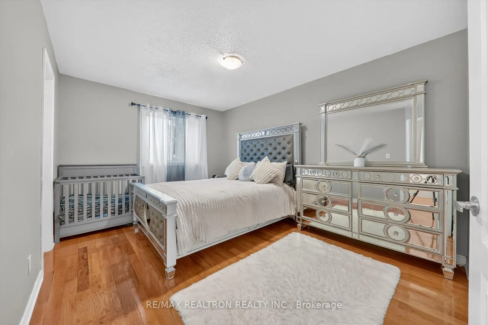 Photo 19 of 14 Sinden Drive, Whitby, Brooklin — HOMEH