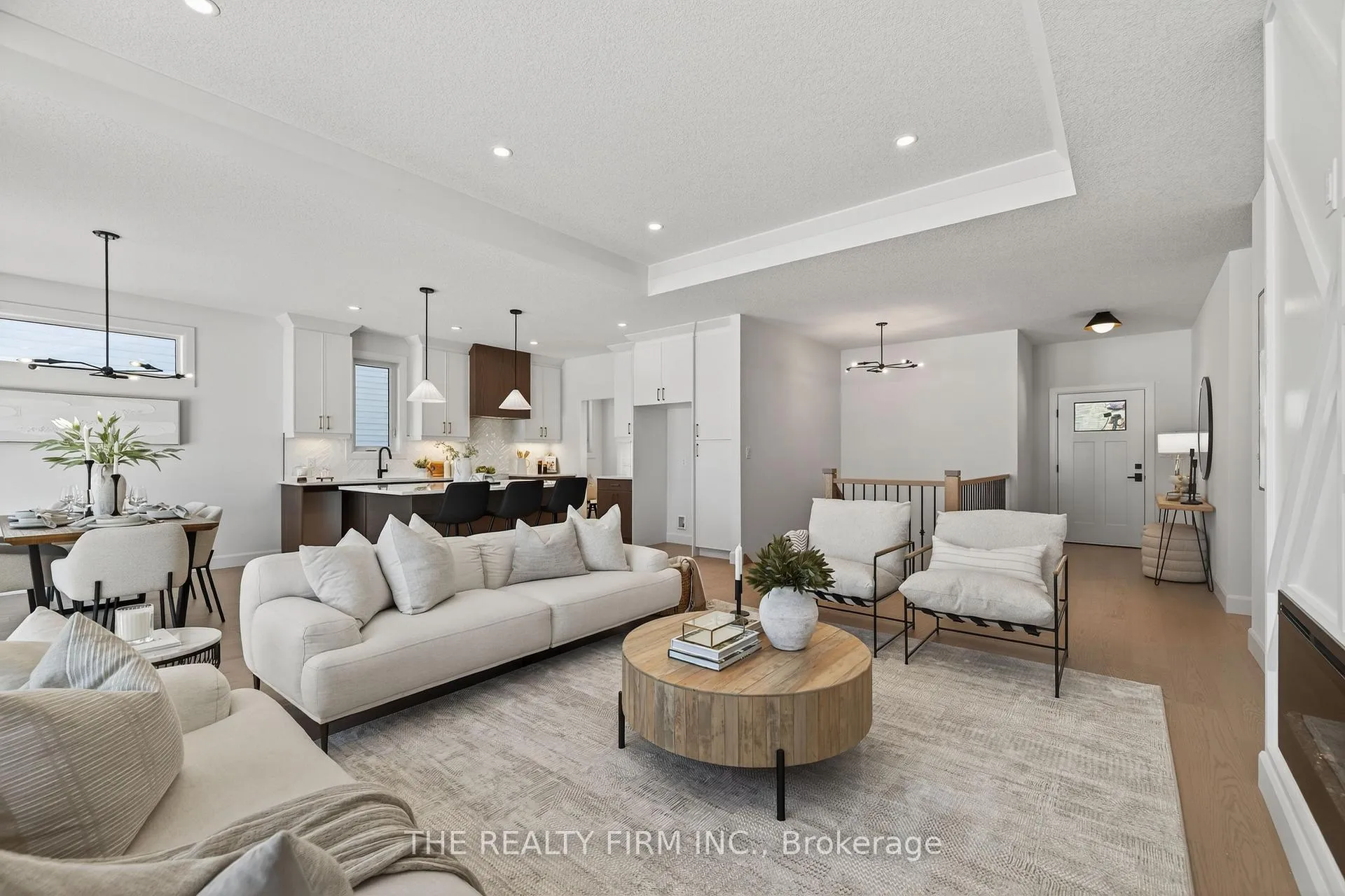 Photo 6 of 285 King Street, Southwest Middlesex, Glencoe — HOMEH