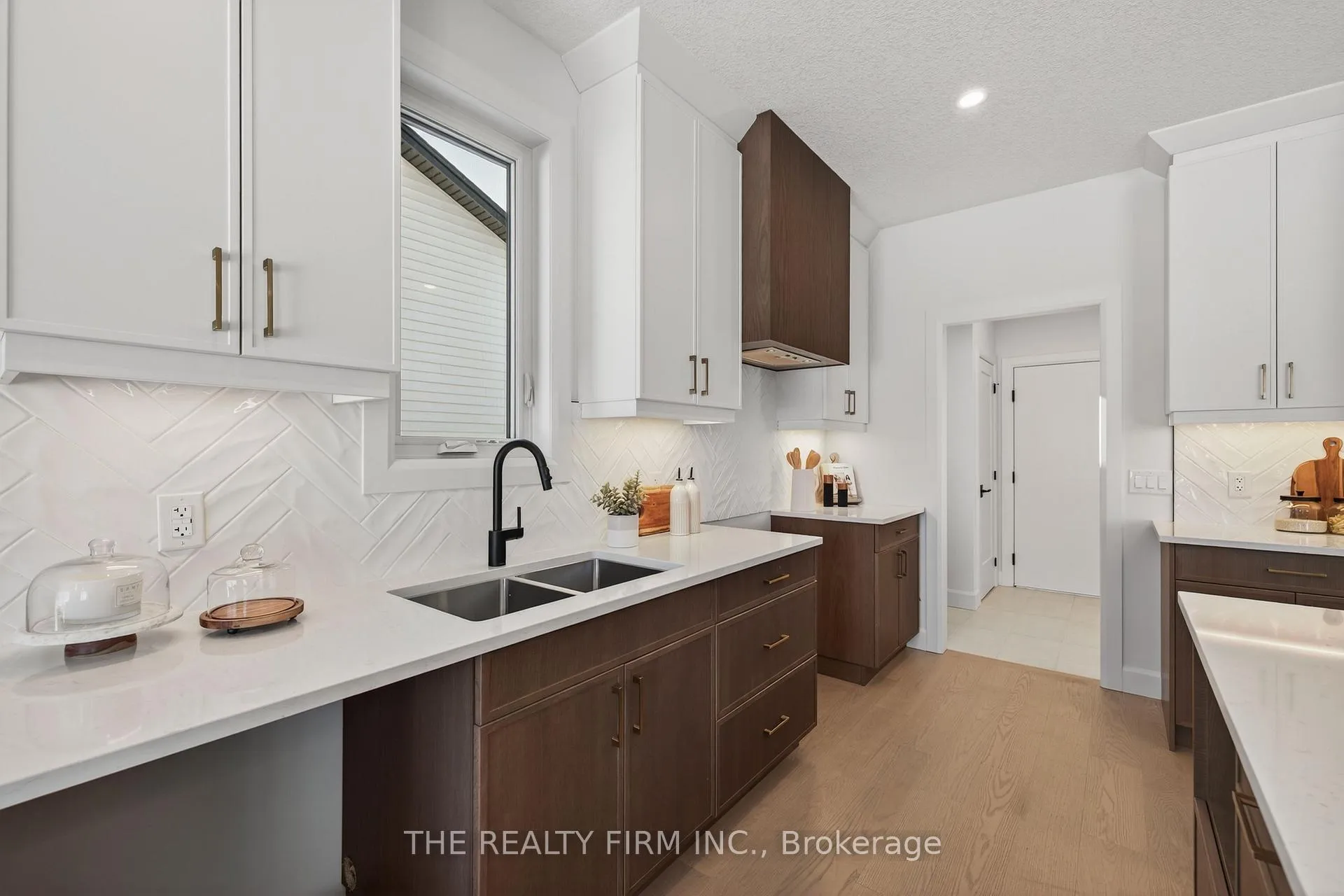 Photo 17 of 285 King Street, Southwest Middlesex, Glencoe — HOMEH