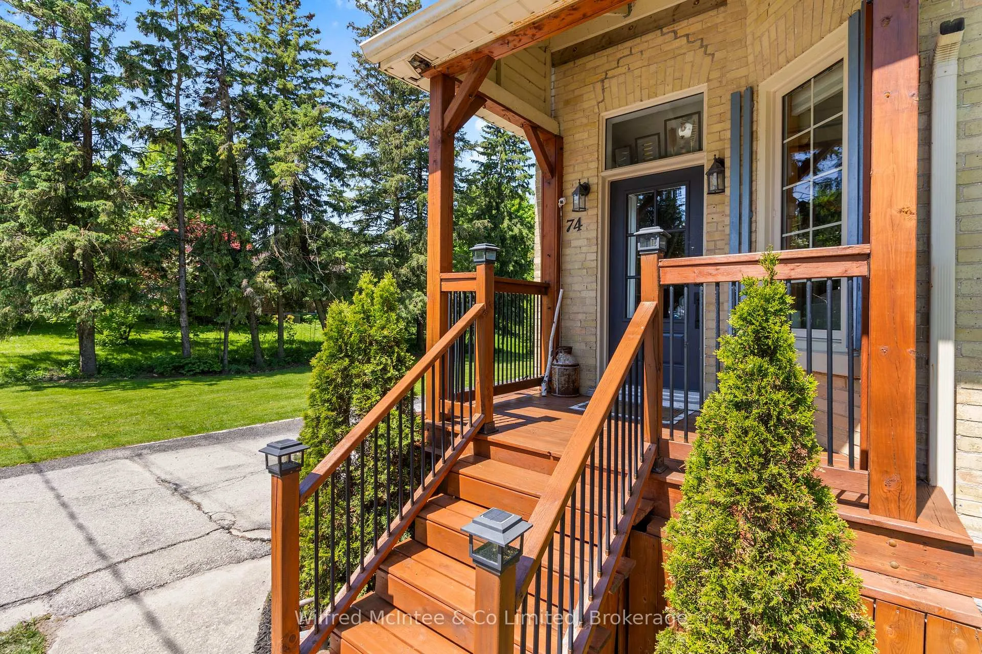 Photo 3 of 74 Arthur Street W, Minto — HOMEH