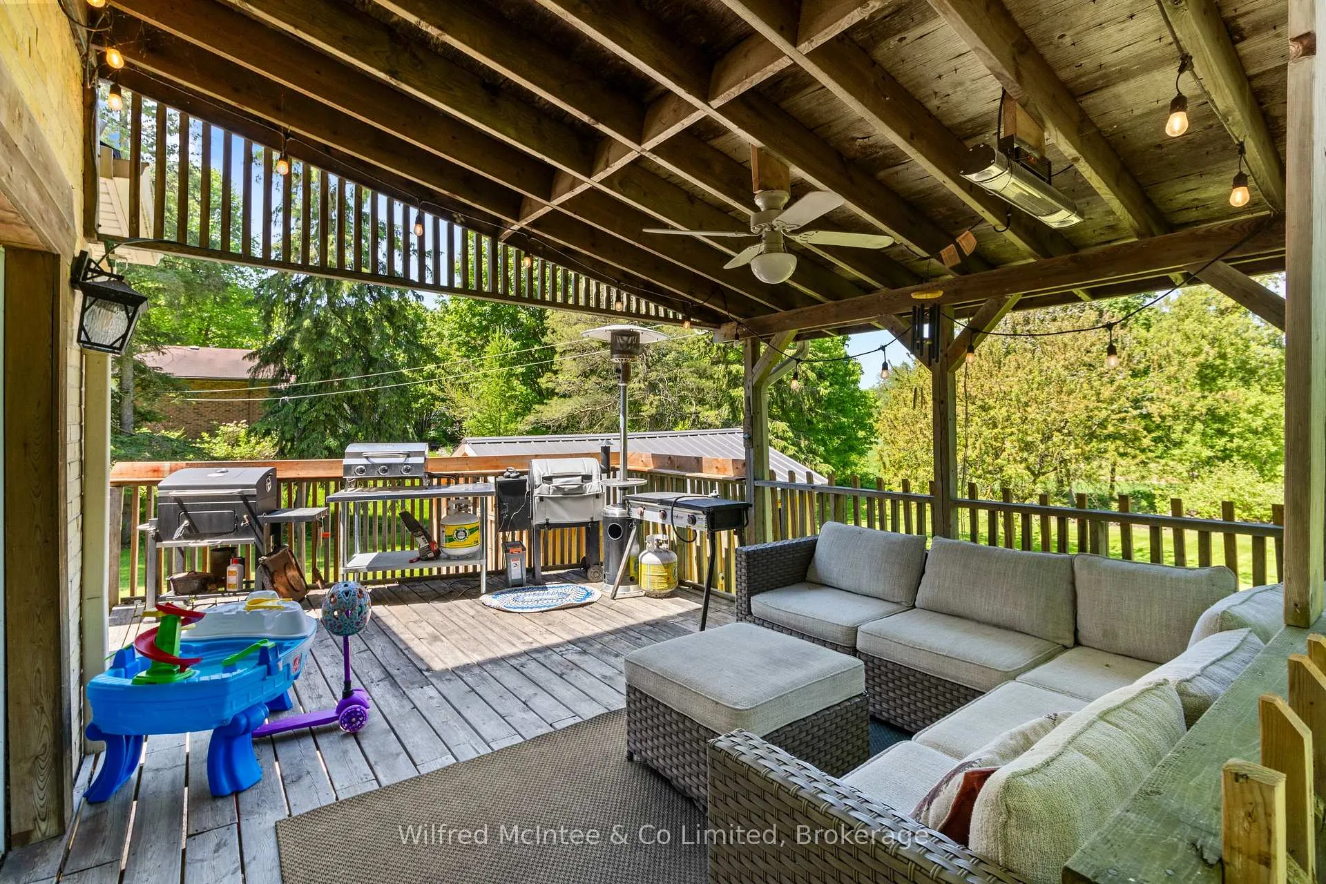 Photo 10 of 74 Arthur Street W, Minto — HOMEH