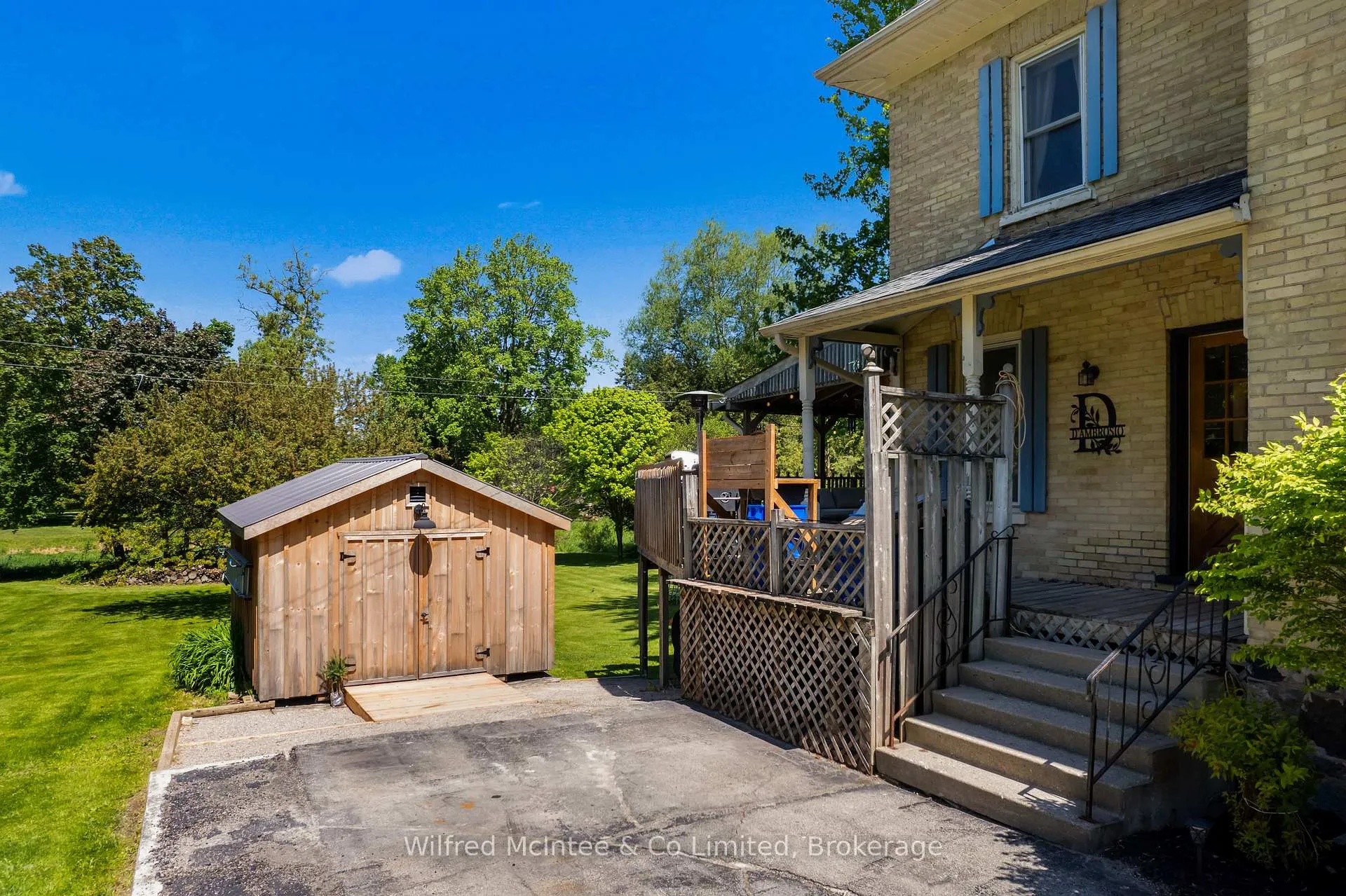 Photo 23 of 74 Arthur Street W, Minto — HOMEH