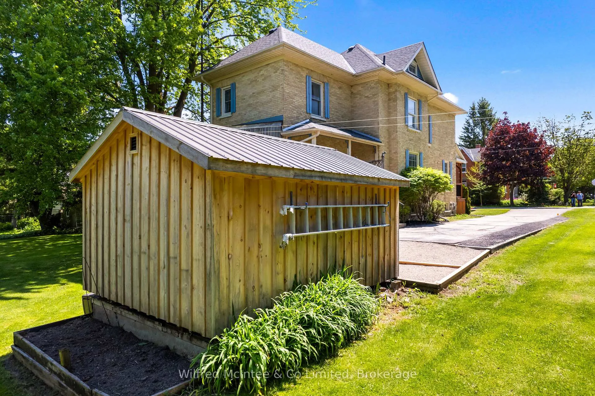 Photo 24 of 74 Arthur Street W, Minto — HOMEH