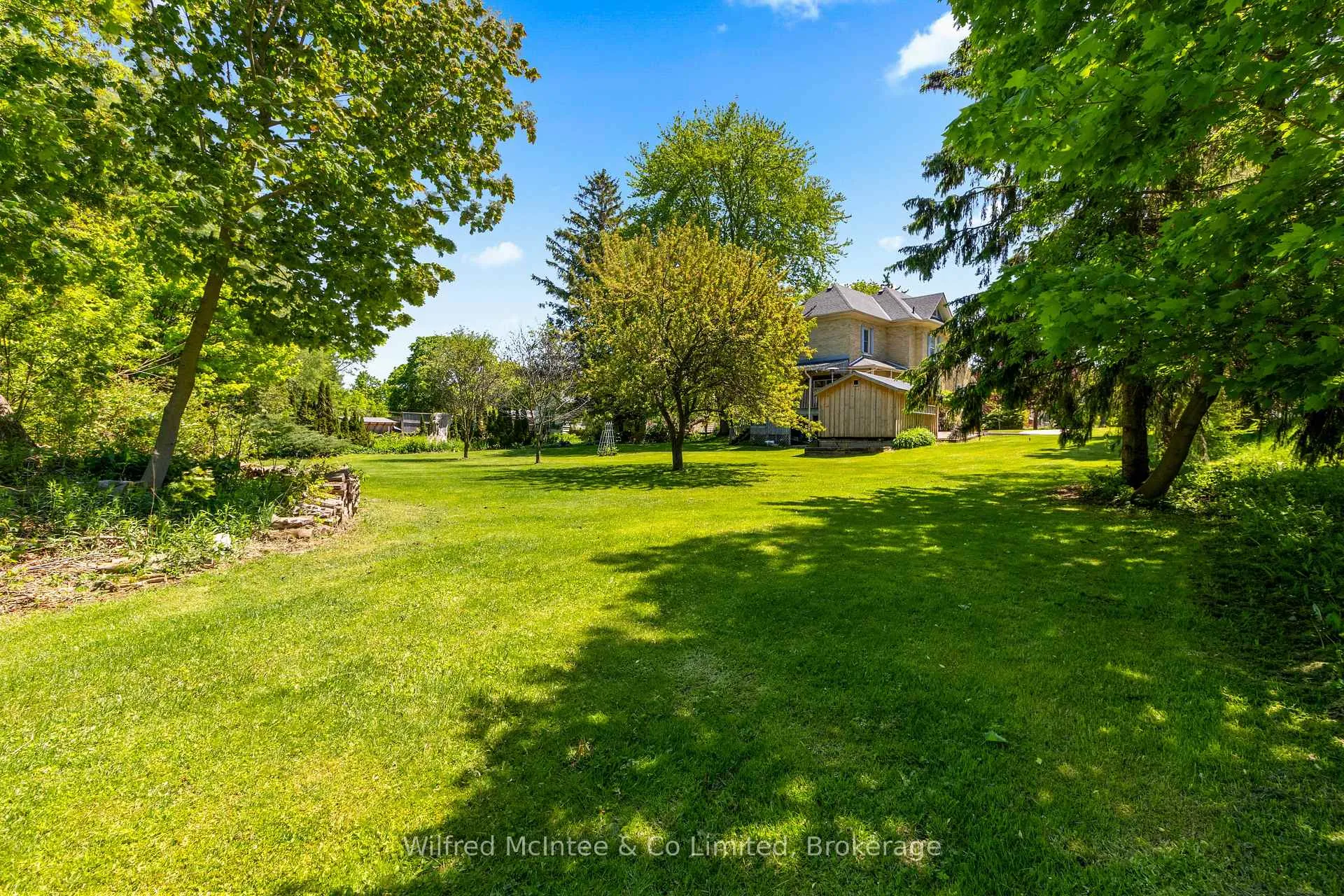 Photo 28 of 74 Arthur Street W, Minto — HOMEH