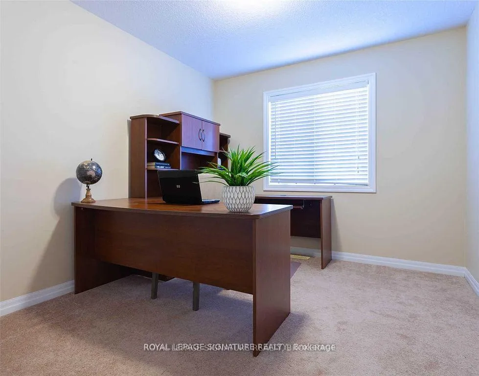 Photo 15 of 523 Windflower Crescent, Kitchener — HOMEH