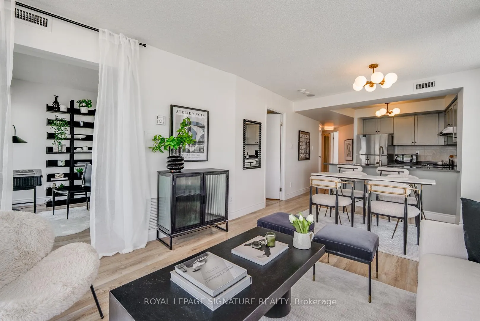 Photo 3 of Unit 1007, 650 Queens Quay W, Toronto, Waterfront Communities — HOMEH