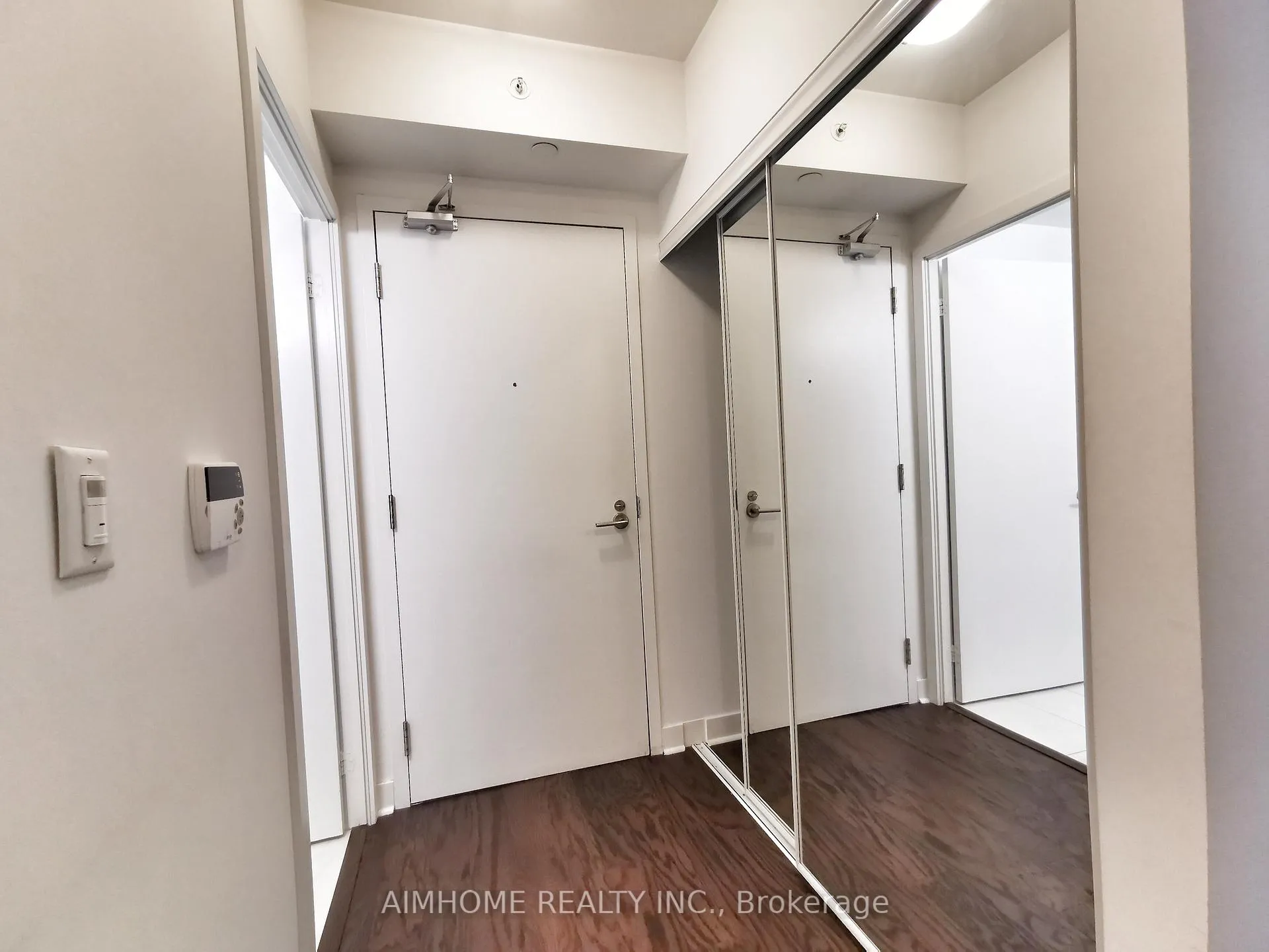 Photo 7 of Unit 2007, 58 Orchard View Boulevard, Toronto, Yonge-Eglinton — HOMEH