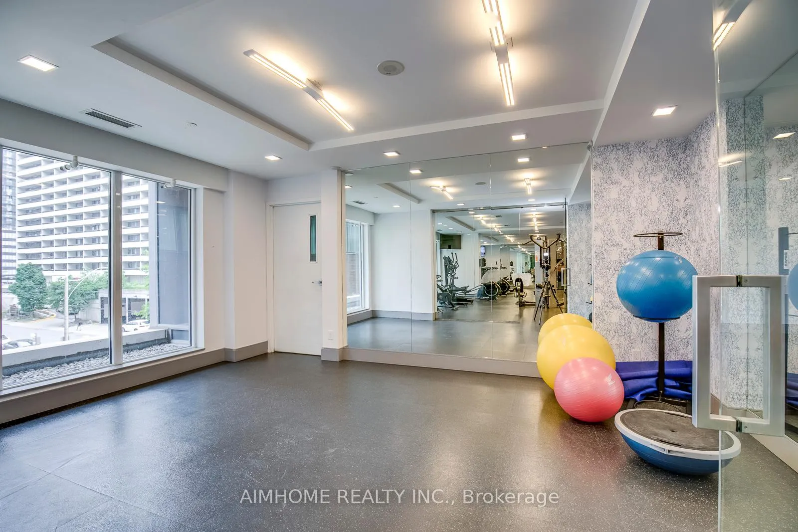 Photo 20 of Unit 2007, 58 Orchard View Boulevard, Toronto, Yonge-Eglinton — HOMEH