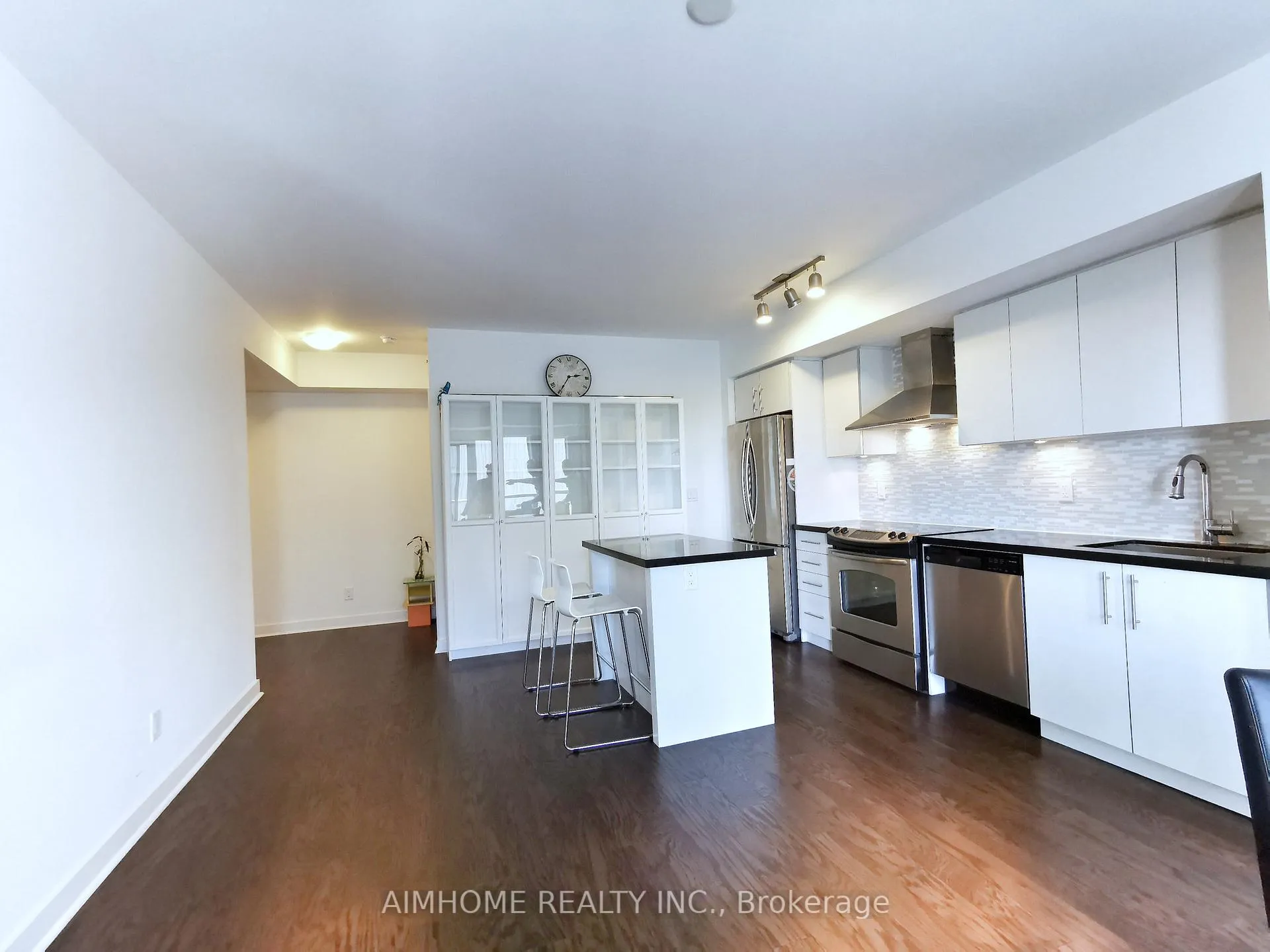 Photo 28 of Unit 2007, 58 Orchard View Boulevard, Toronto, Yonge-Eglinton — HOMEH